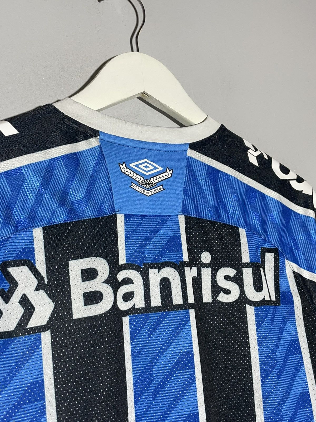 Umbro Gremio Umbro 2020 Home Y2k Streetwear Football Shirt Size US S / EU 44-46 / 1 - 10 Thumbnail