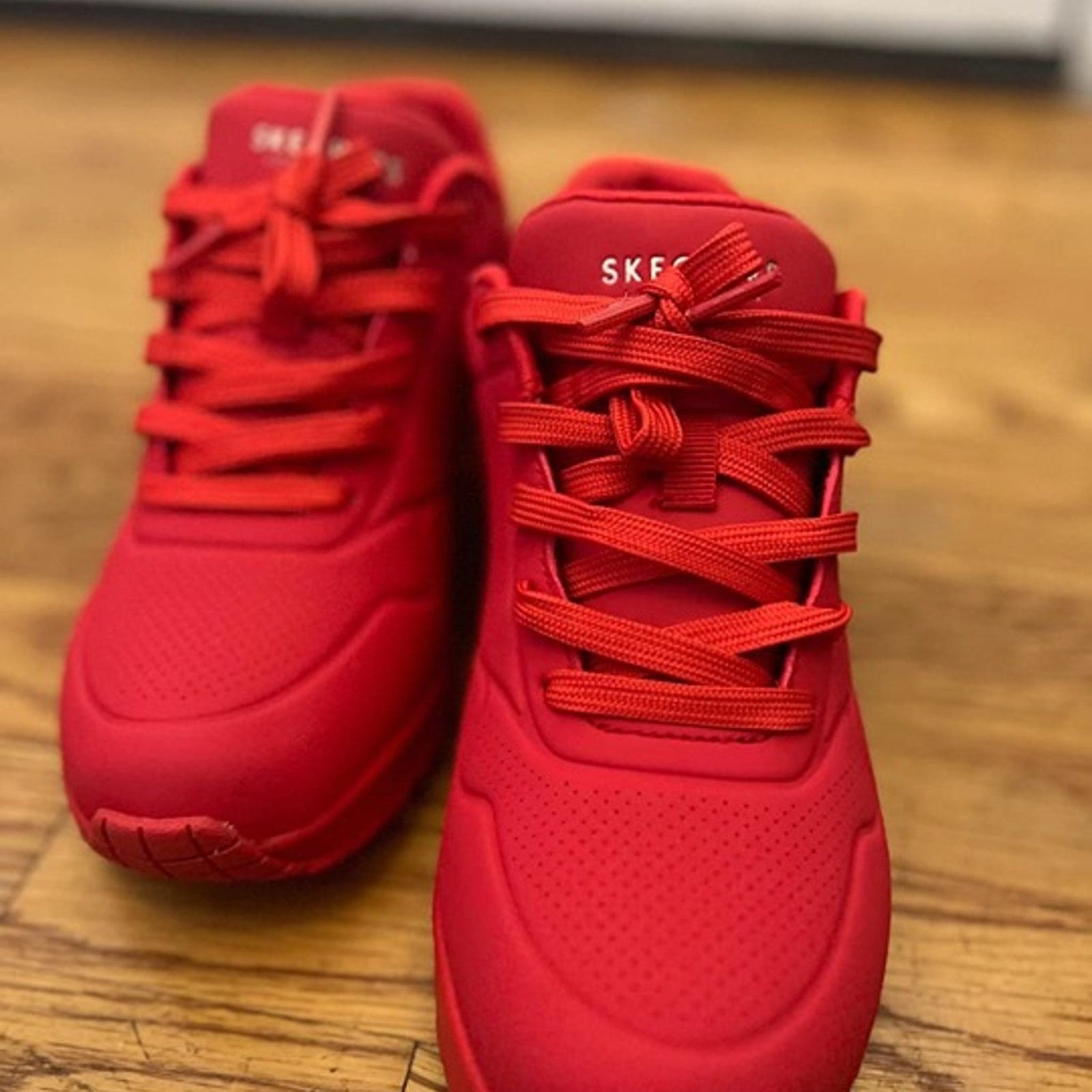 SKECHERS Skechers Women's Uno Stand On Air Sneaker, Red Sz 8 Size US 8 / IT 38 - 1 Thumbnail