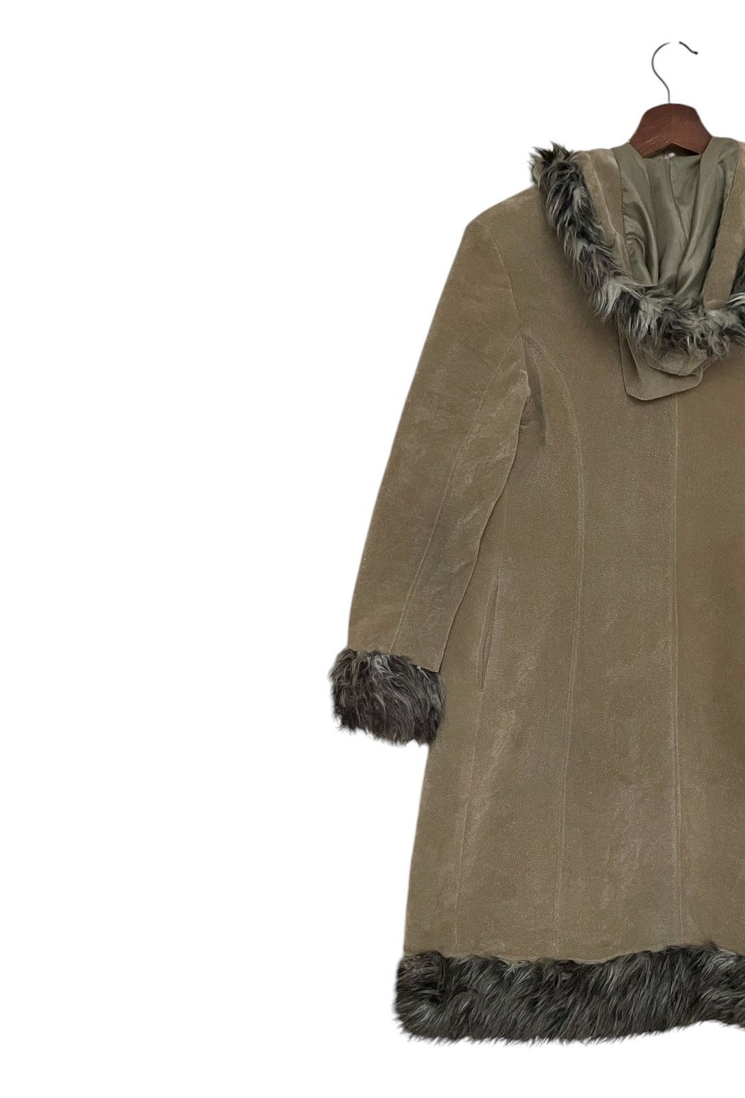 Japanese Brand Vintage Japanese Brand D.D.P Fur Trench Coat 1990s Size US L / EU 52-54 / 3 - 5 Thumbnail