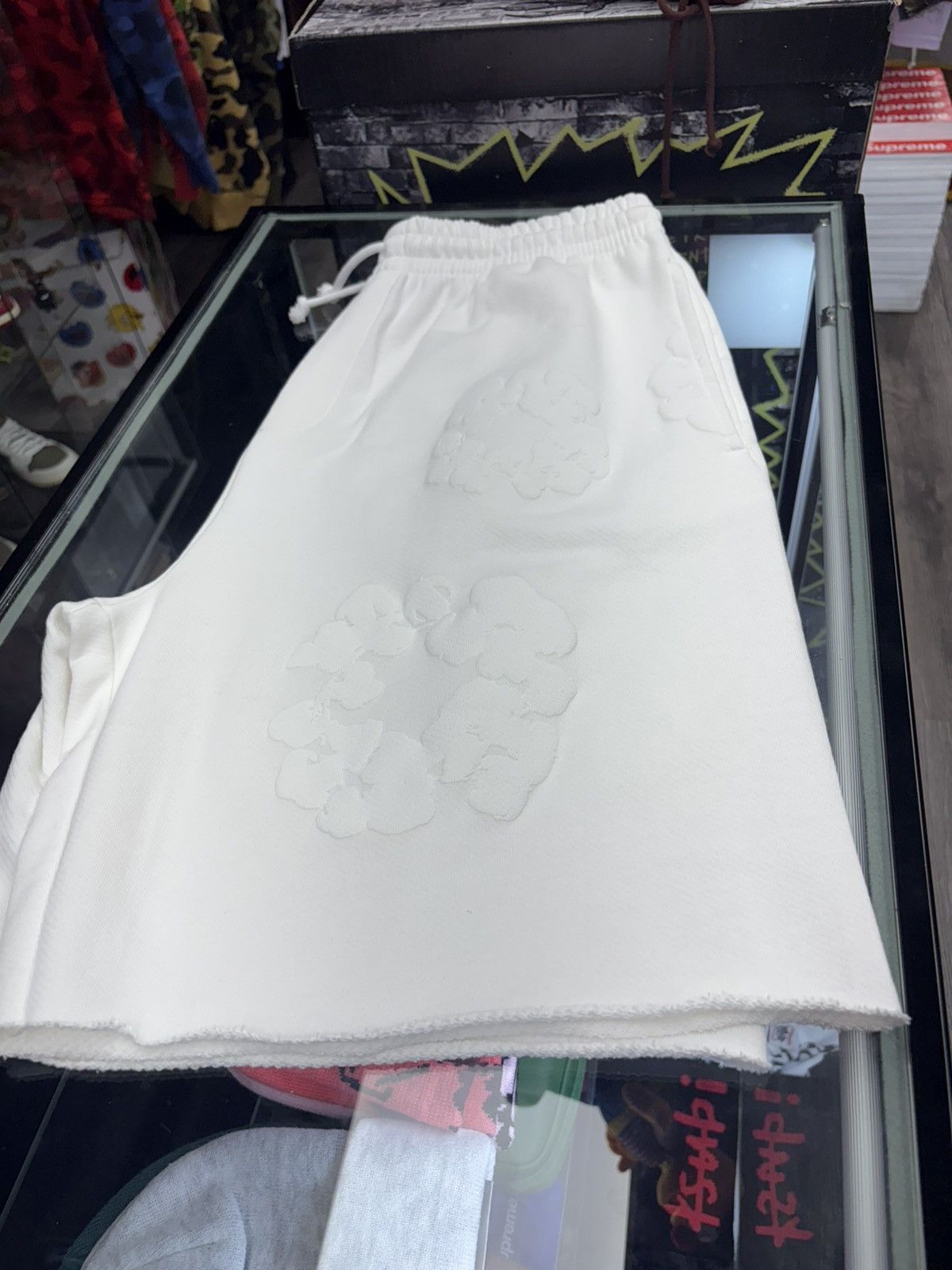 DENIM TEARS Cotton Wreath Shorts White Large Size US 34 / EU 50 - 3 Thumbnail