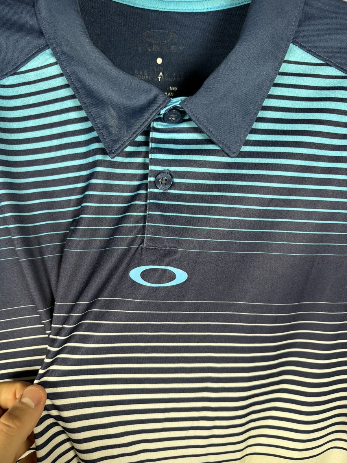 Oakley × Vintage Vintage Oakley Center Logo Stripped Blue Men’s Polo Shirt Size US L / EU 52-54 / 3 - 7 Thumbnail