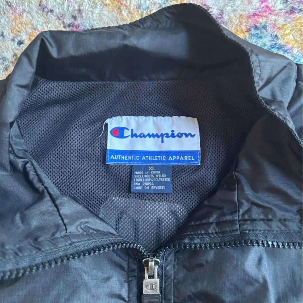 Champion Champion vintage jacket Size XL / US 12-14 / IT 48-50 - 3 Thumbnail