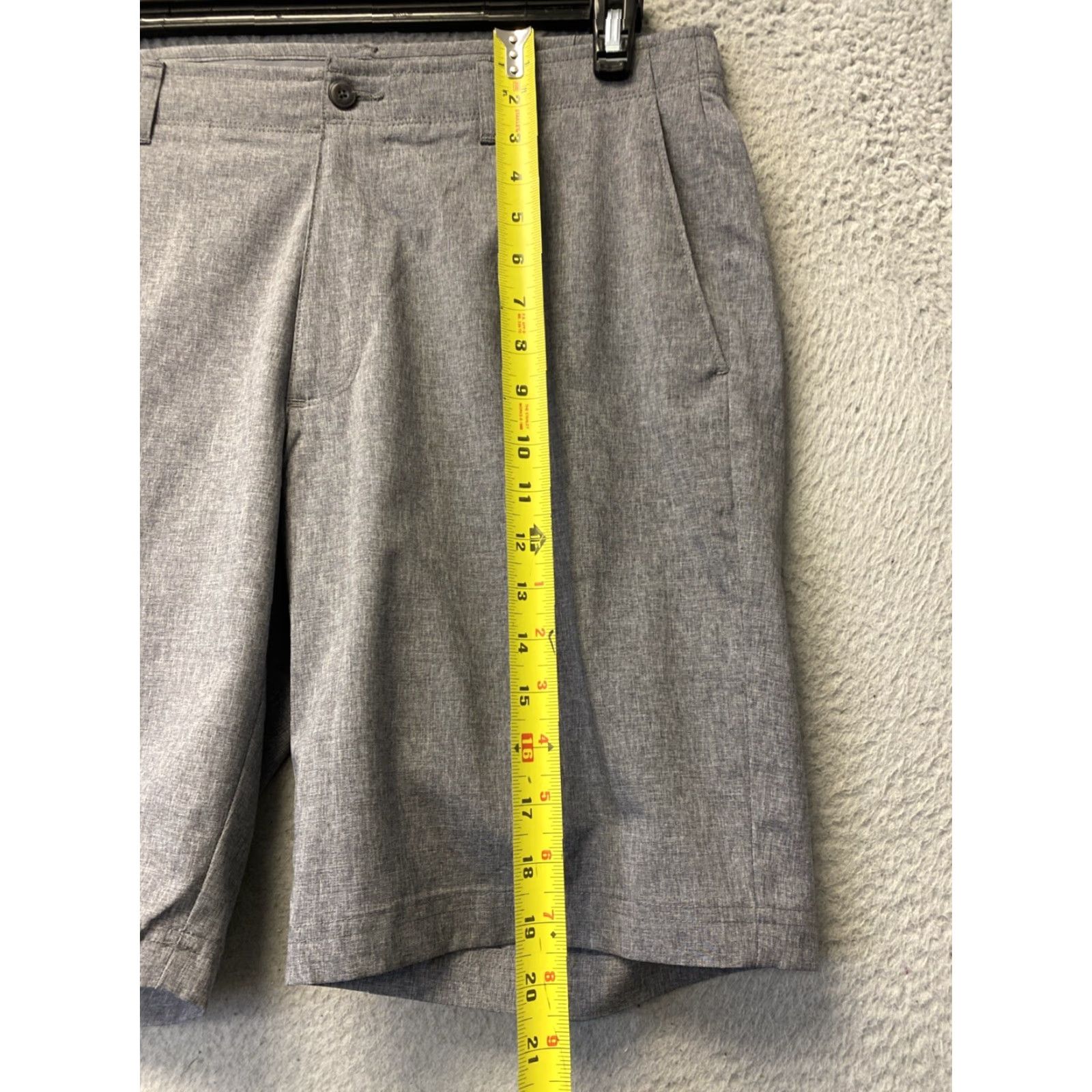 PGA Tour PGA TOUR Mens Golf Shorts Active Waistband Stretch Gray 34 Adult Regular Size US 34 / EU 50 - 3 Thumbnail