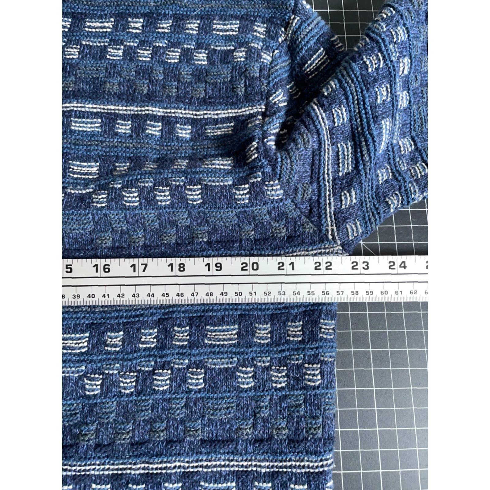 Vintage VINTAGE Falls Creek Sweater Men Large Blue Geometric Chunky-Knit Crew Neck Wool-Blend Pullover 90s Dad Style Unworn Size US L / EU 52-54 / 3 - 5 Thumbnail