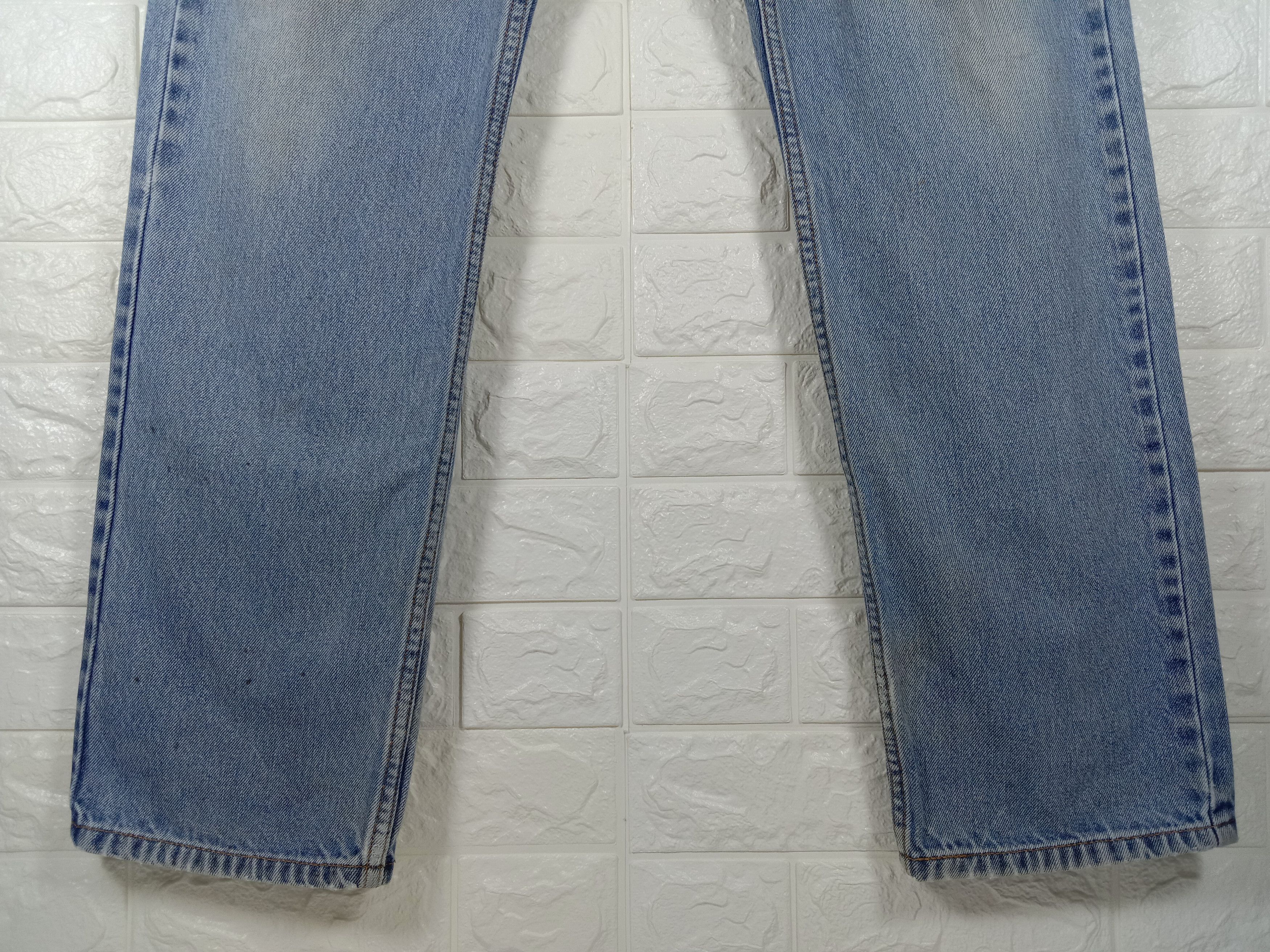 Levi's Vintage Levi's 505 Jeans Regular Fit Light Wash Denim Size US 33 - 4 Thumbnail