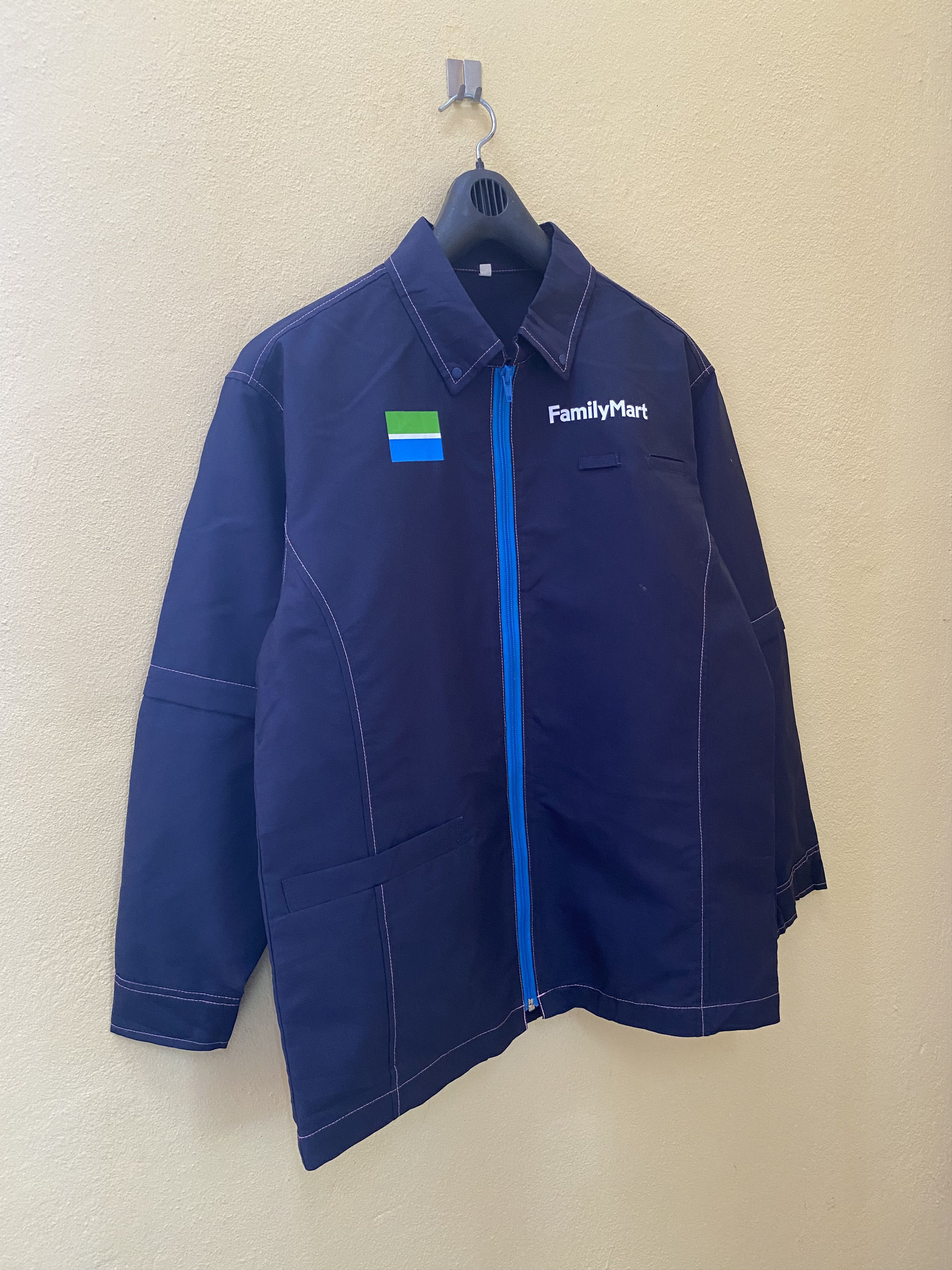 Other × Vintage Vintage Family Mart jacket full zipped Size US M / EU 48-50 / 2 - 3 Thumbnail