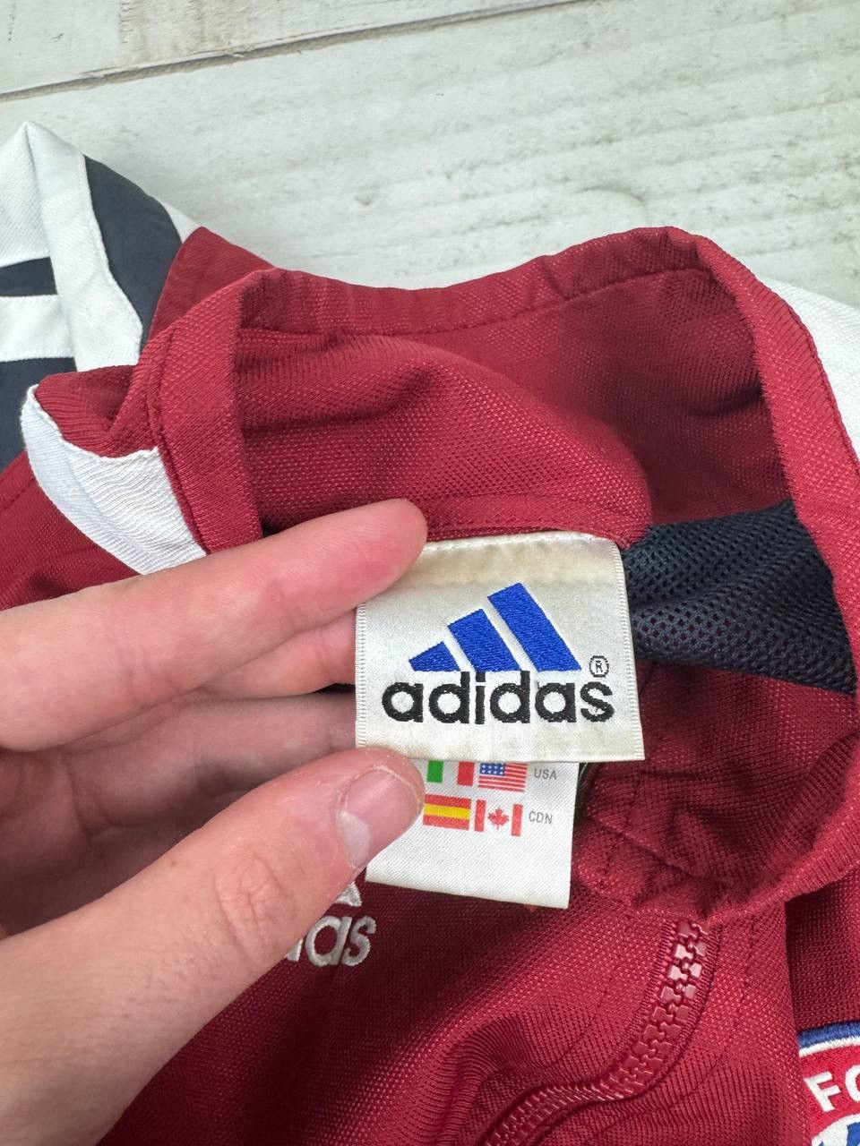 Adidas Adidas Bayern Munich 2001 2002 Tracksuit Jacket And Pants Size US XL / EU 56 / 4 - 11 Thumbnail
