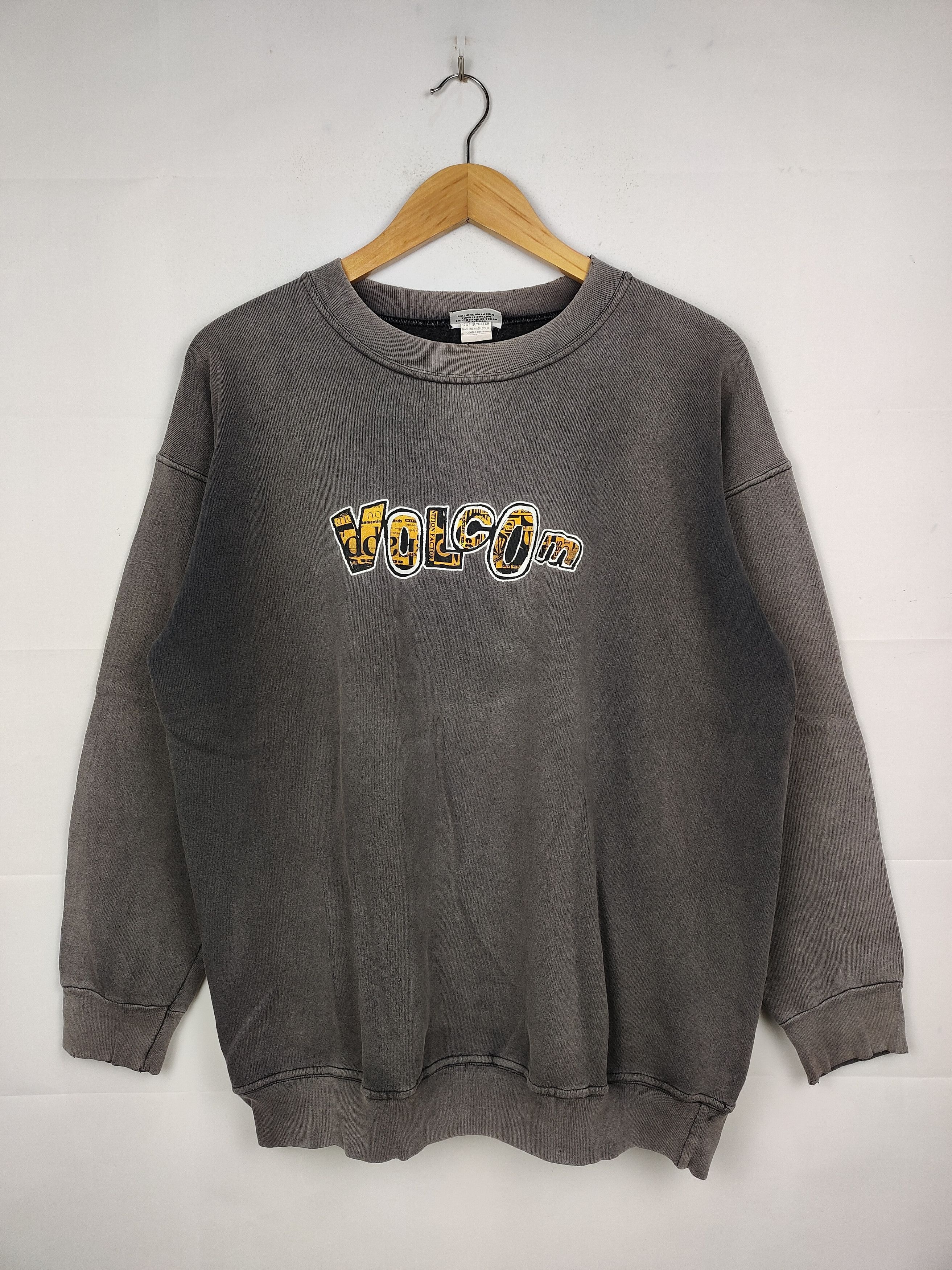 Volcom Vintage 90s Volcom Distressed sweatshirt Size US M / EU 48-50 / 2 - 1 Thumbnail