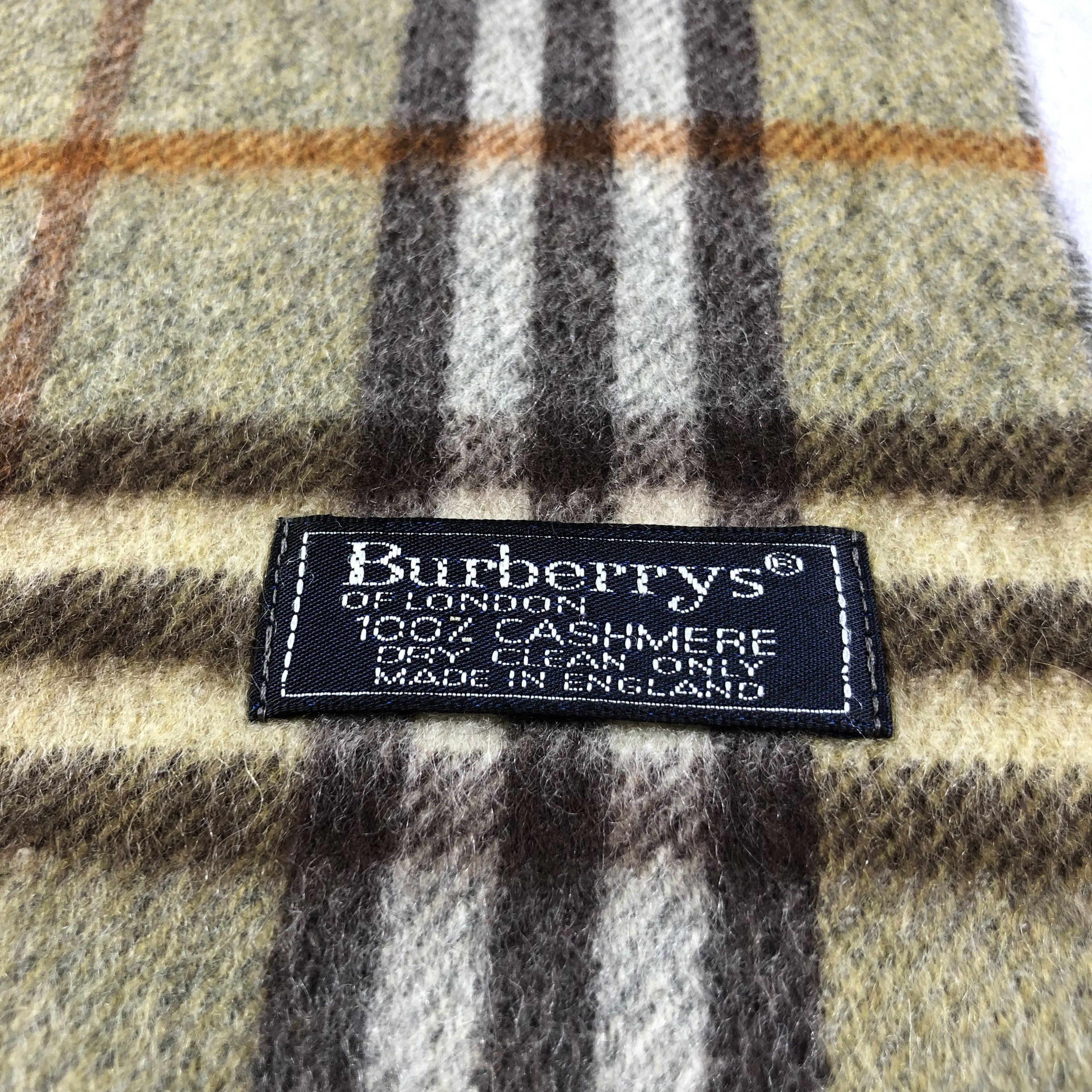 Burberry Burberrys Nova Check Green Cashmere Scarf Muffler V1377 Size ONE SIZE - 4 Thumbnail
