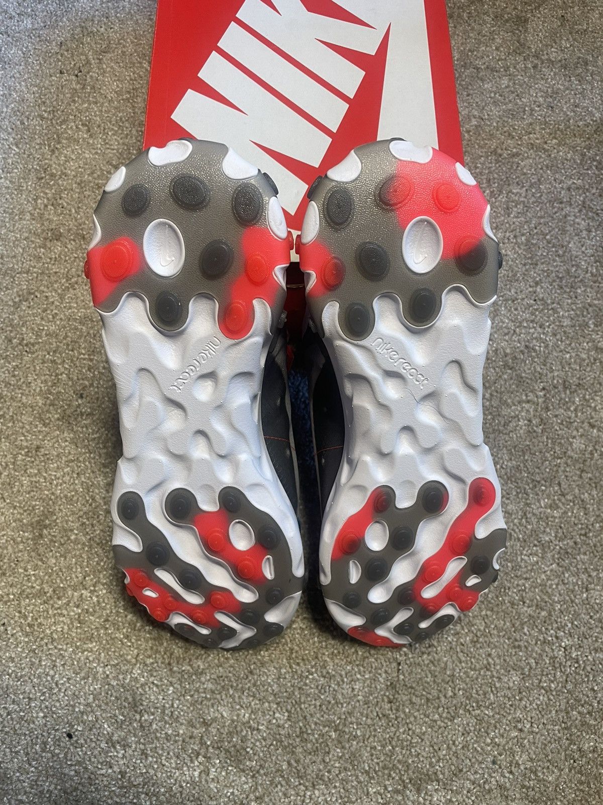 Nike Nike React Element 87 “Red Orbit” Size US 9.5 / EU 42-43 - 8 Thumbnail