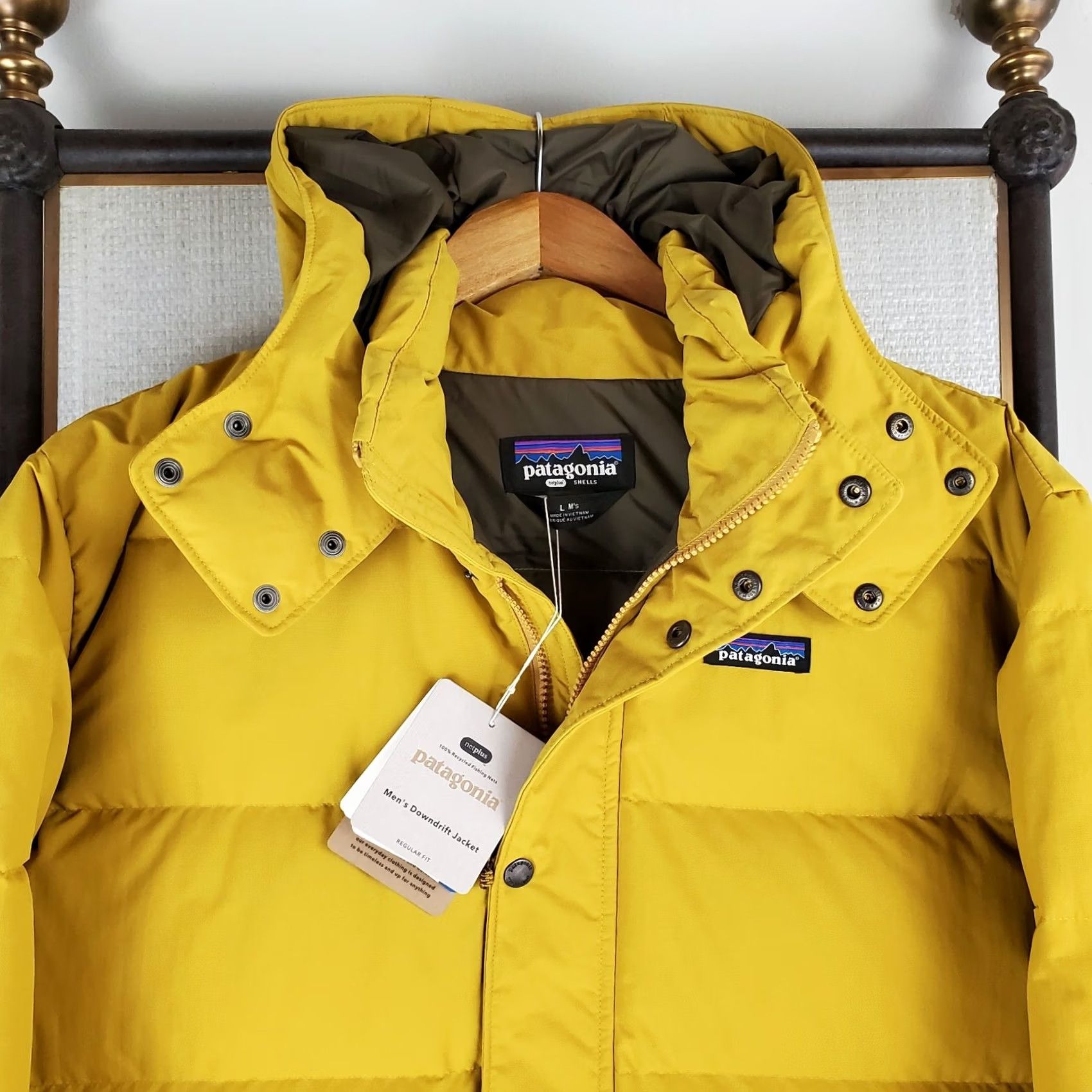 Patagonia PATAGONIA Jacket Mens 600 Down Hooded Downdrift Large Yellow Cabin Gold Winter Down Jacket Coat Size US L / EU 52-54 / 3 - 3 Thumbnail