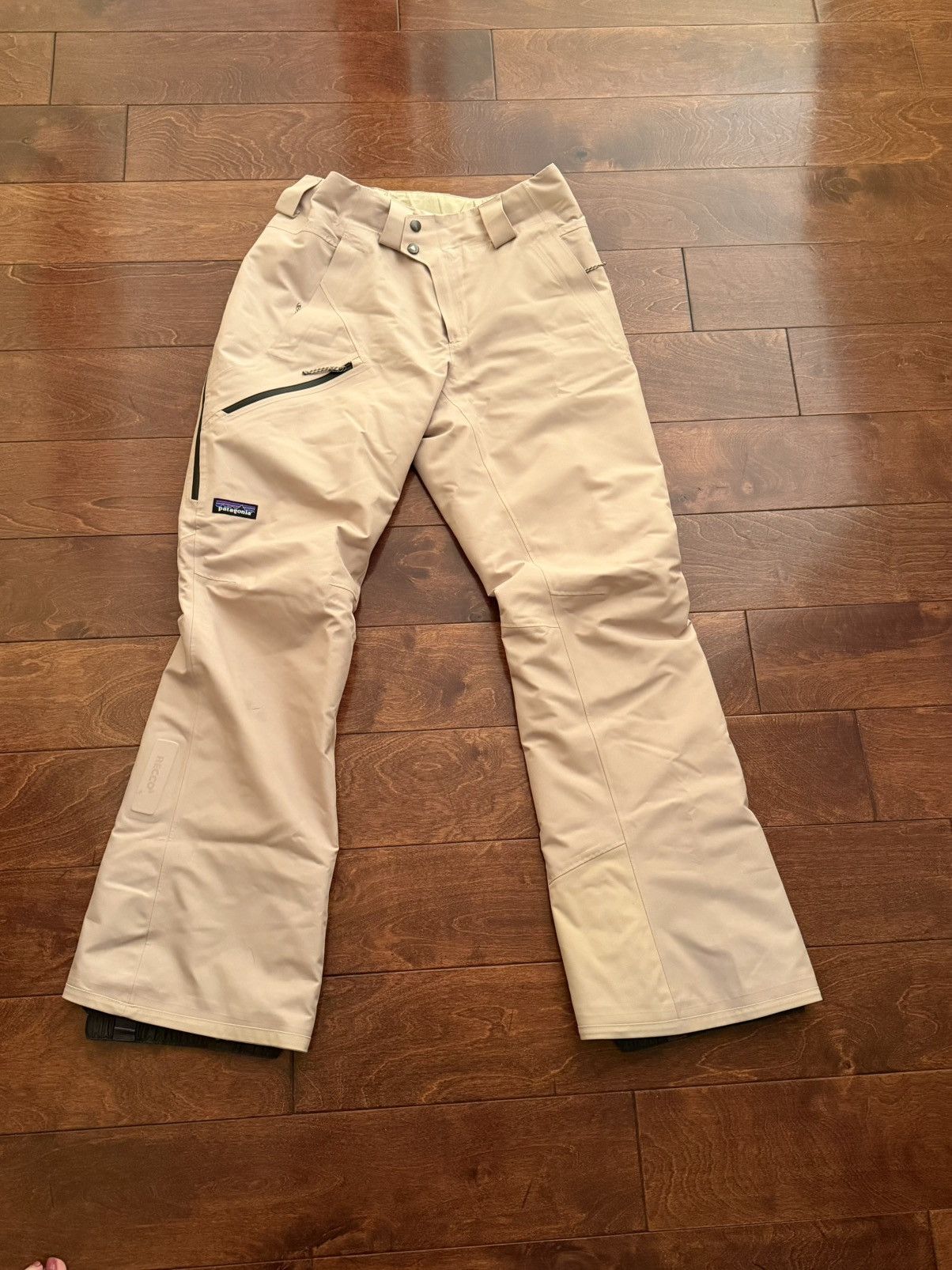 Patagonia Patagonia ski/snow pants Size 27" / US 4 / IT 40 - 1 Thumbnail
