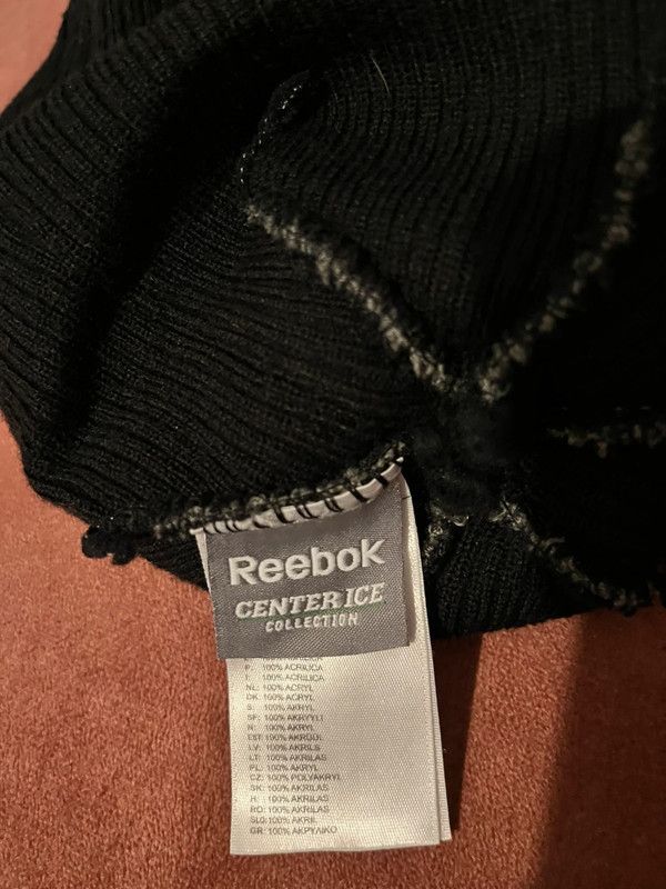 NHL × Reebok Ottawa Senators NHL Reebok Winter Hockey Beanie Size ONE SIZE - 3 Thumbnail