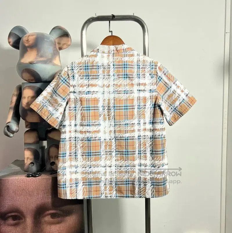 Burberry Burberry Men's Short Sleeve Plaid Shirt. Size US M / EU 48-50 / 2 - 2 Thumbnail
