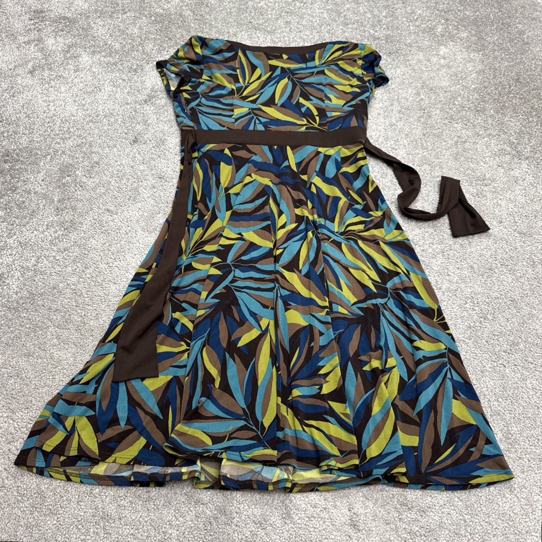 MAGGY LONDON VINTAGE Maggy London Leaf Print Midi Wrap Dress Womens 6P Brown Blue Casual Boho Dress Size M / US 6-8 / IT 42-44 - 2 Thumbnail