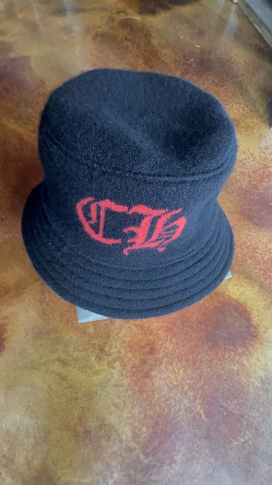 CHROME HEARTS CASHMERE BUCKET