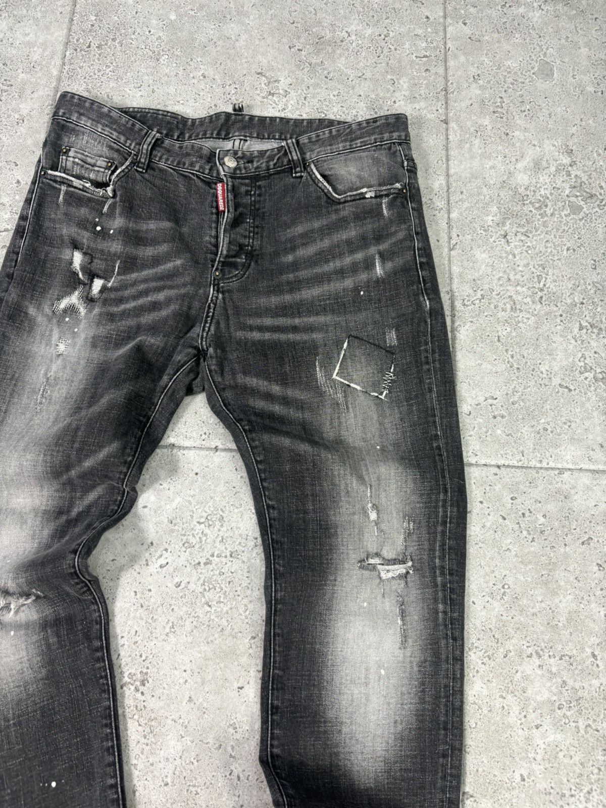 Dsquared2 × Japanese Brand Dsquared2 Paint Splatter Distressed Black Washed Denim Jeans Size US 34 / EU 50 - 3 Thumbnail