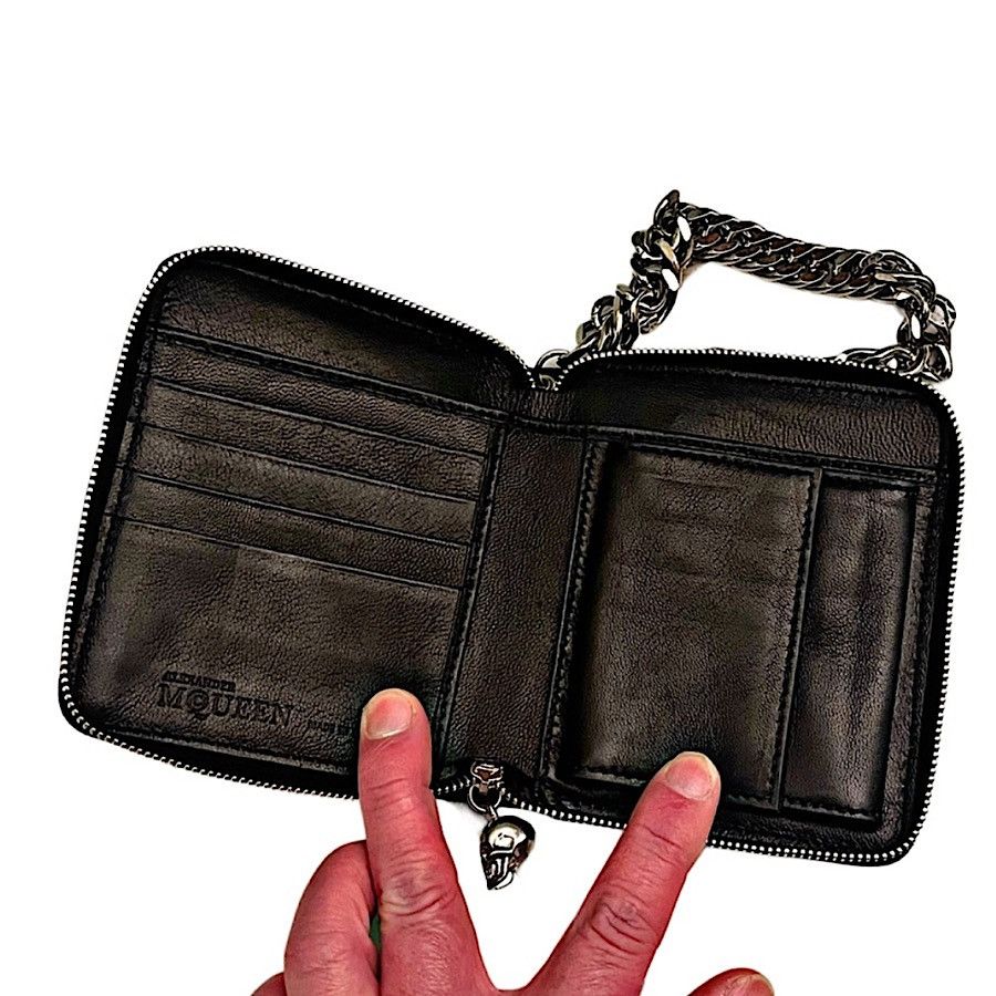 Alexander McQueen Authentic Vintage McQueen Leather Skull Chain Wallet Size ONE SIZE - 7 Thumbnail