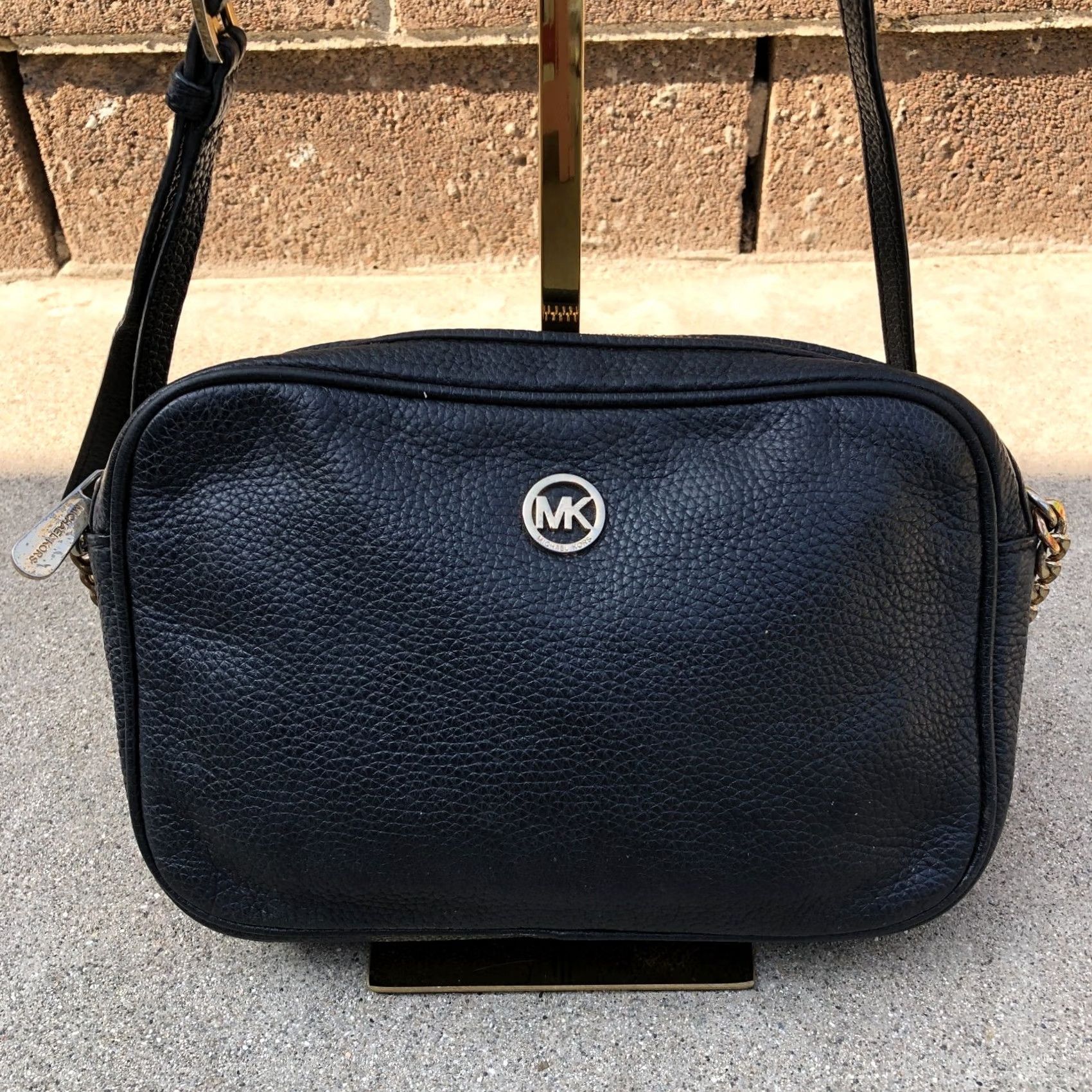Michael Kors MICHAEL KORS Fulton Crossbody Purse Pebbled Leather Black Zipper Bag Small Women Crossbody Bag, Black, Pebbled Leather, 10W x 7H x 2D, Small Size ONE SIZE - 2 Thumbnail