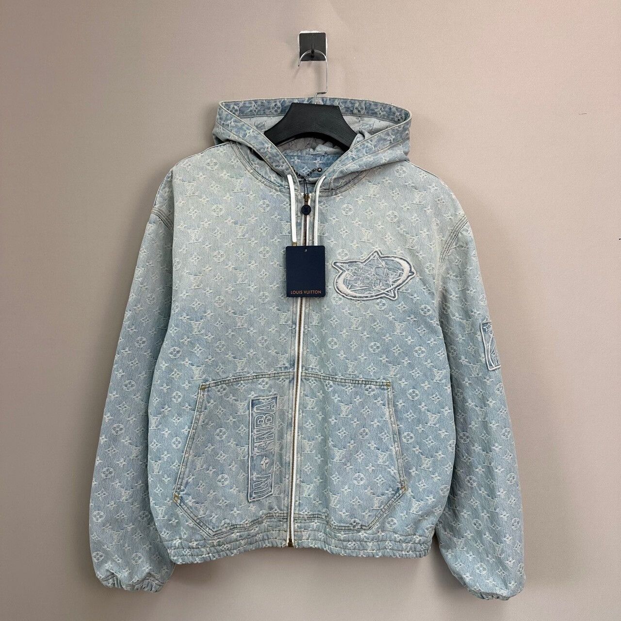 Louis Vuitton louis vuitton nba printed denim hoodie jacket Size US L / EU 52-54 / 3 - 1 Thumbnail