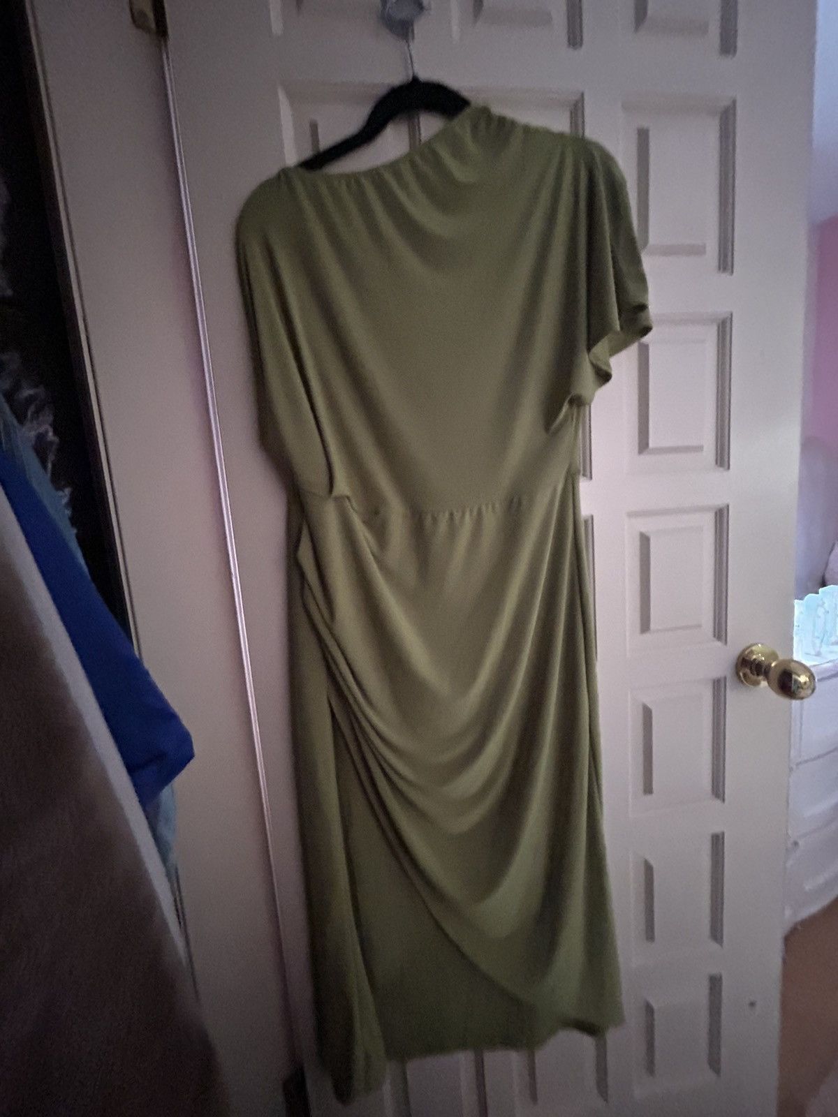 Fashion Nova Fashion nova dress dark green off the shoulder Size M / US 6-8 / IT 42-44 - 9 Thumbnail
