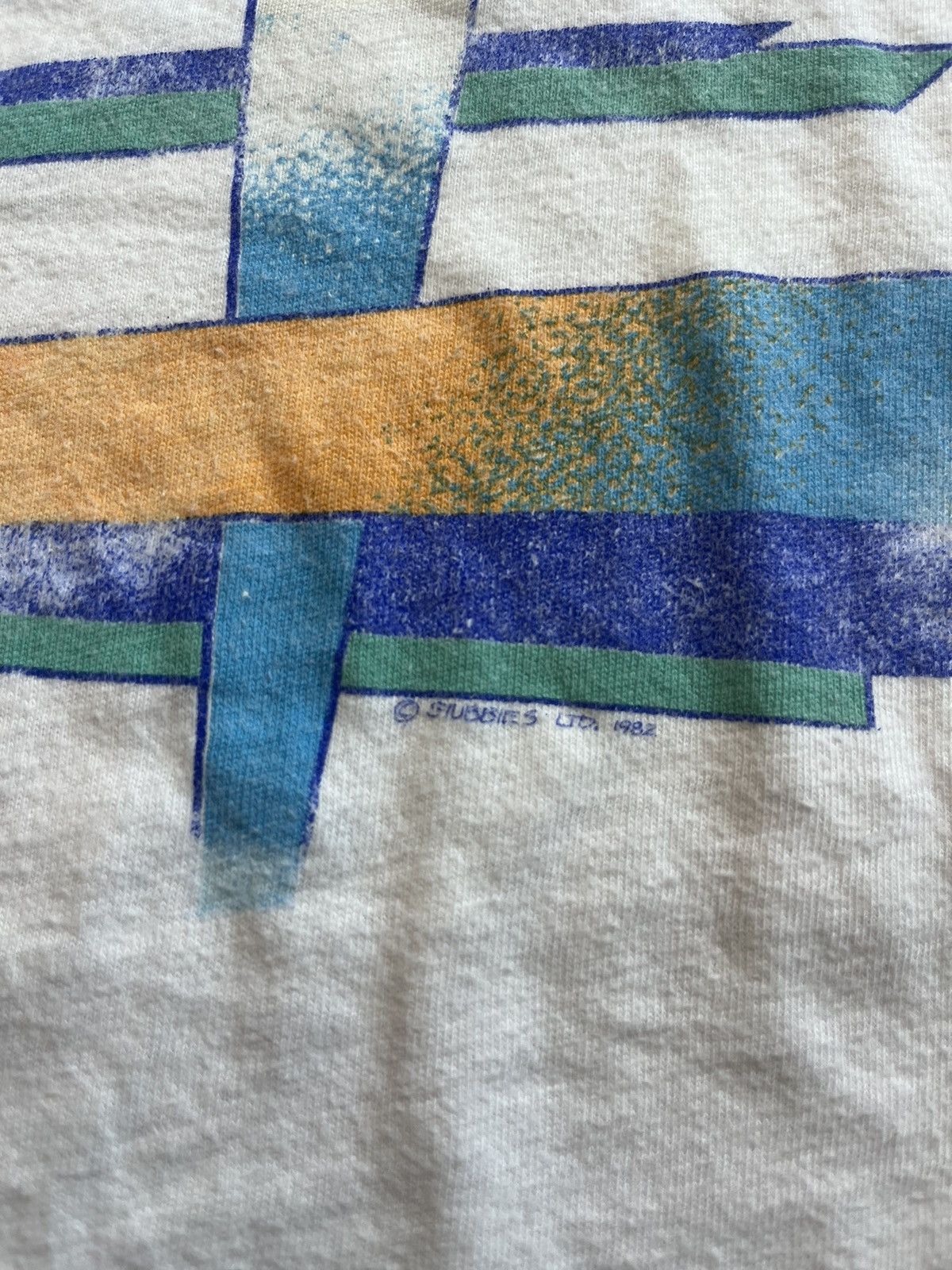 Vintage Vintage STUBBIES Art work Big Wave 1982’s Tshirt Size US L / EU 52-54 / 3 - 10 Thumbnail
