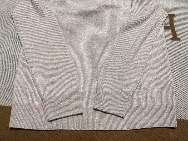 Brunello Cucinelli Brunello Cucinelli Cashmere sweater, oatmeal color Size US M / EU 48-50 / 2 - 2 Thumbnail