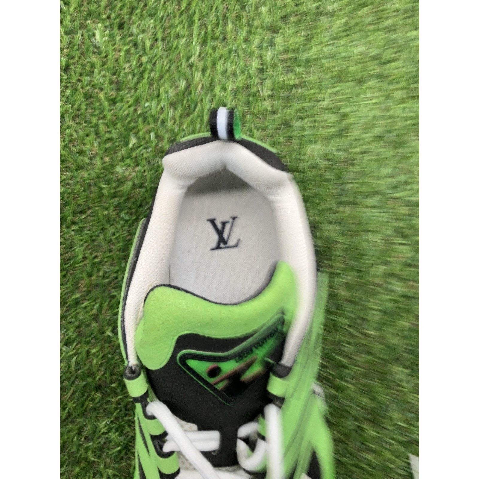 Louis Vuitton Louis Vuitton Tatic Runner ' Green ' | GREAT CONDITION! Size US 8.5 / EU 41-42 - 16 Thumbnail