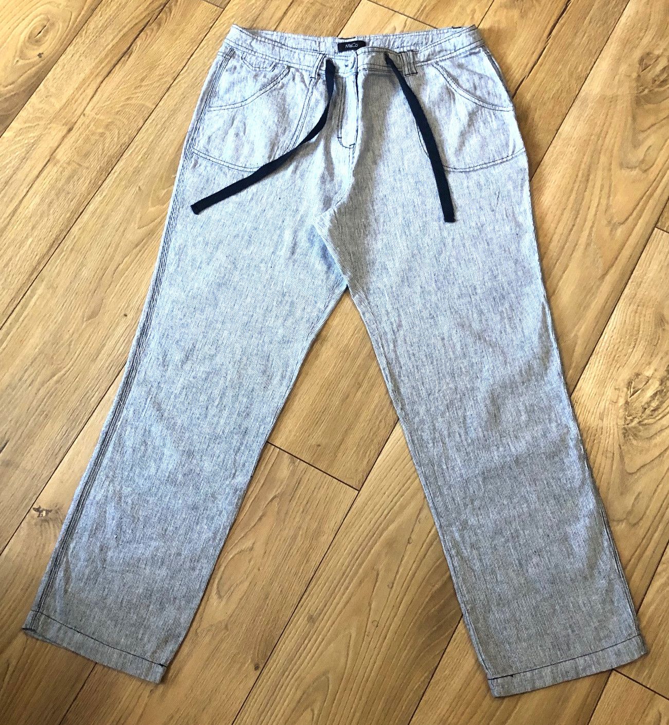 Other Women's linen trousers with white blue stripes, size L/40-42 Size 27" / US 4 / IT 40 - 1 Thumbnail