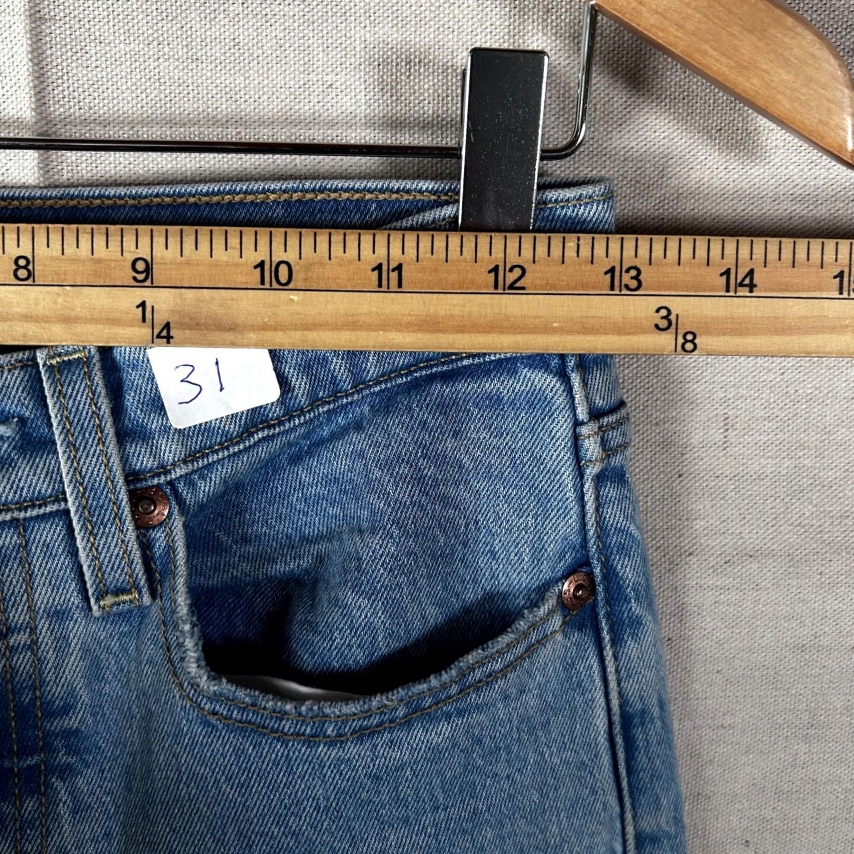 Vintage Levis Premium Wedgie Straight Jeans Womens 25 Medium Wash Blue 22861-0098 Size 42" / US 20 - 6 Thumbnail