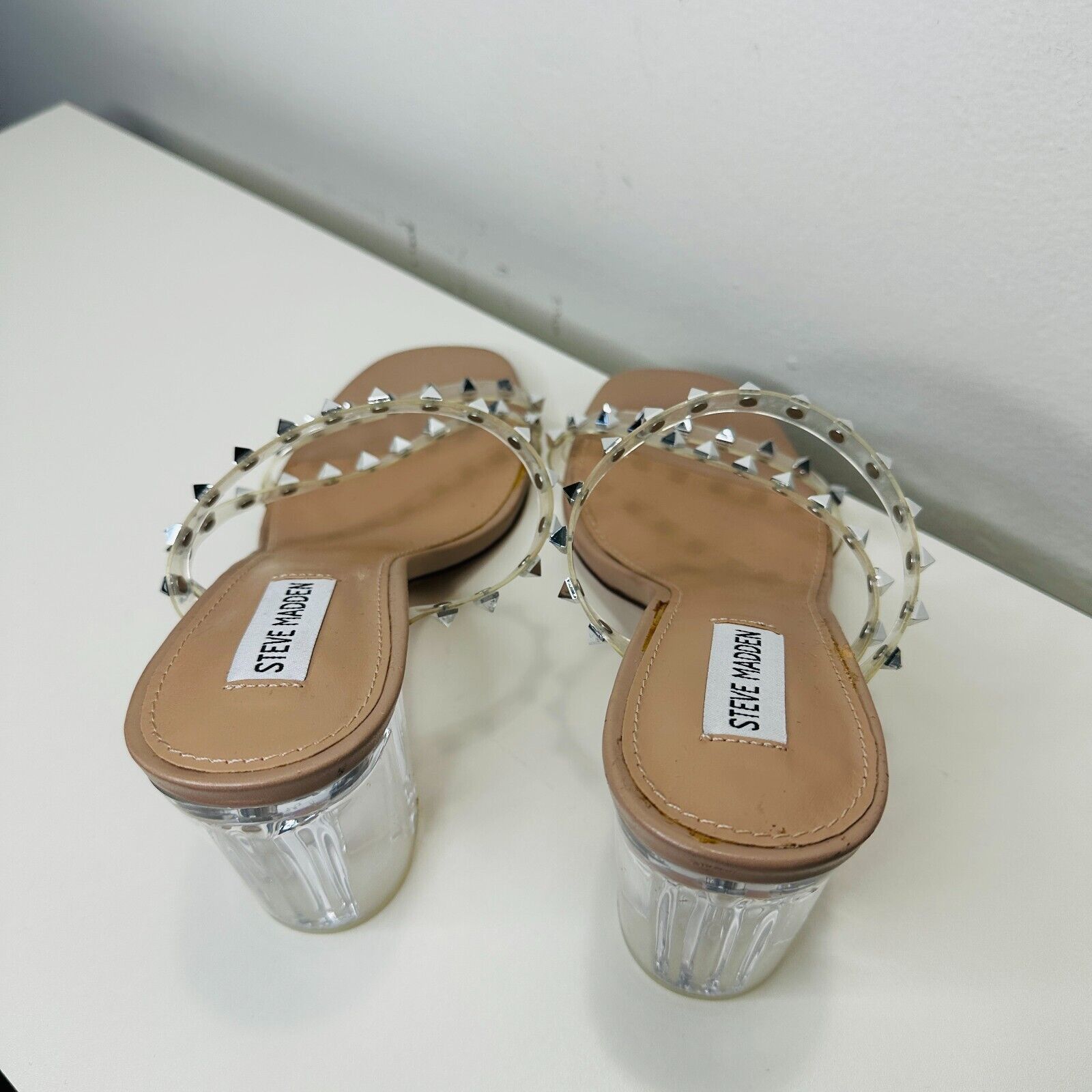 Steve Madden Steve Madden Lucite Cone Heel Clear Silver Stud Sandal 9 Size US 9 / IT 39 - 13 Thumbnail