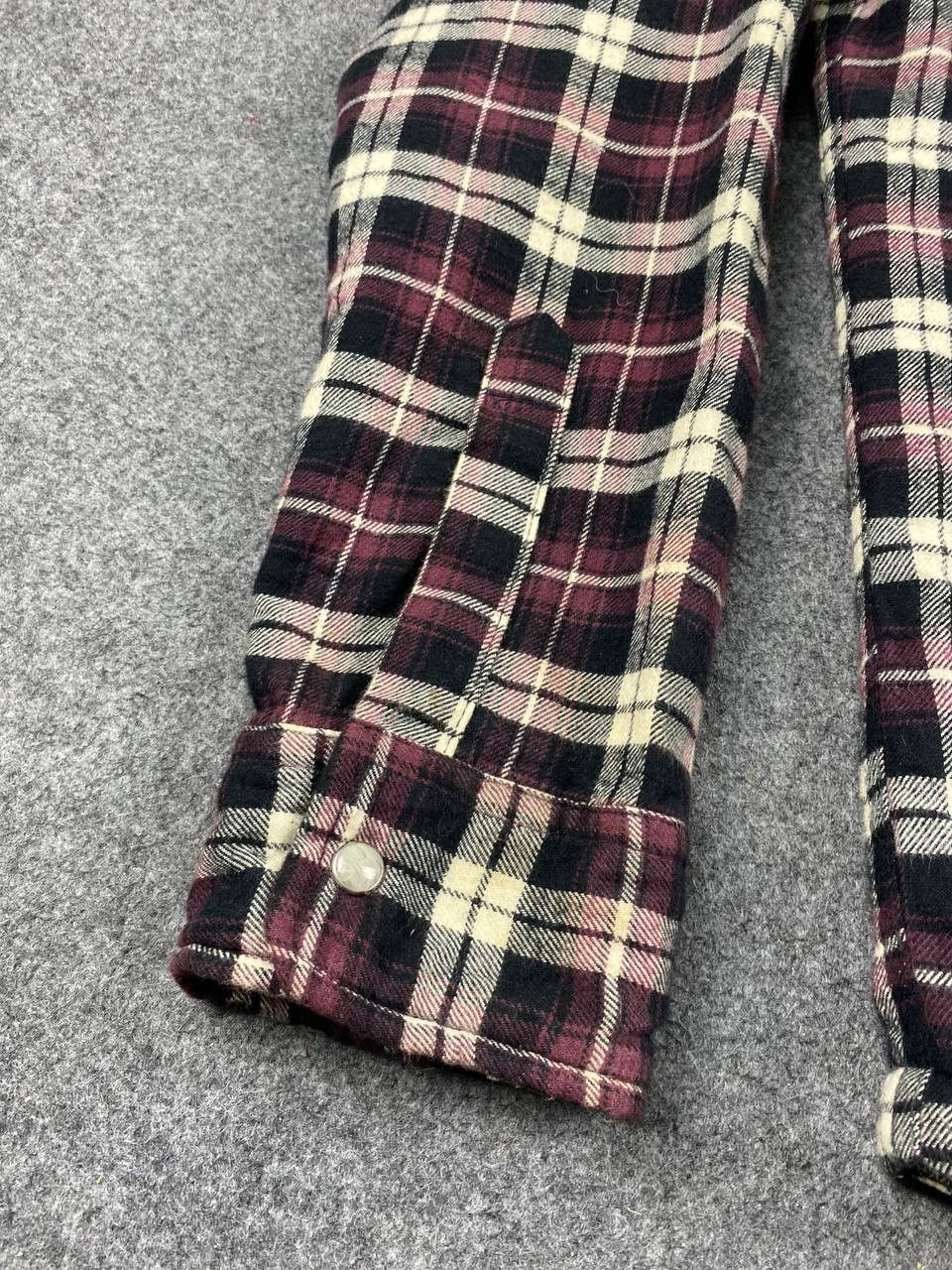 Japanese Brand uniqlo japanese brands flannel shirt sherpa lining Size US M / EU 48-50 / 2 - 4 Thumbnail