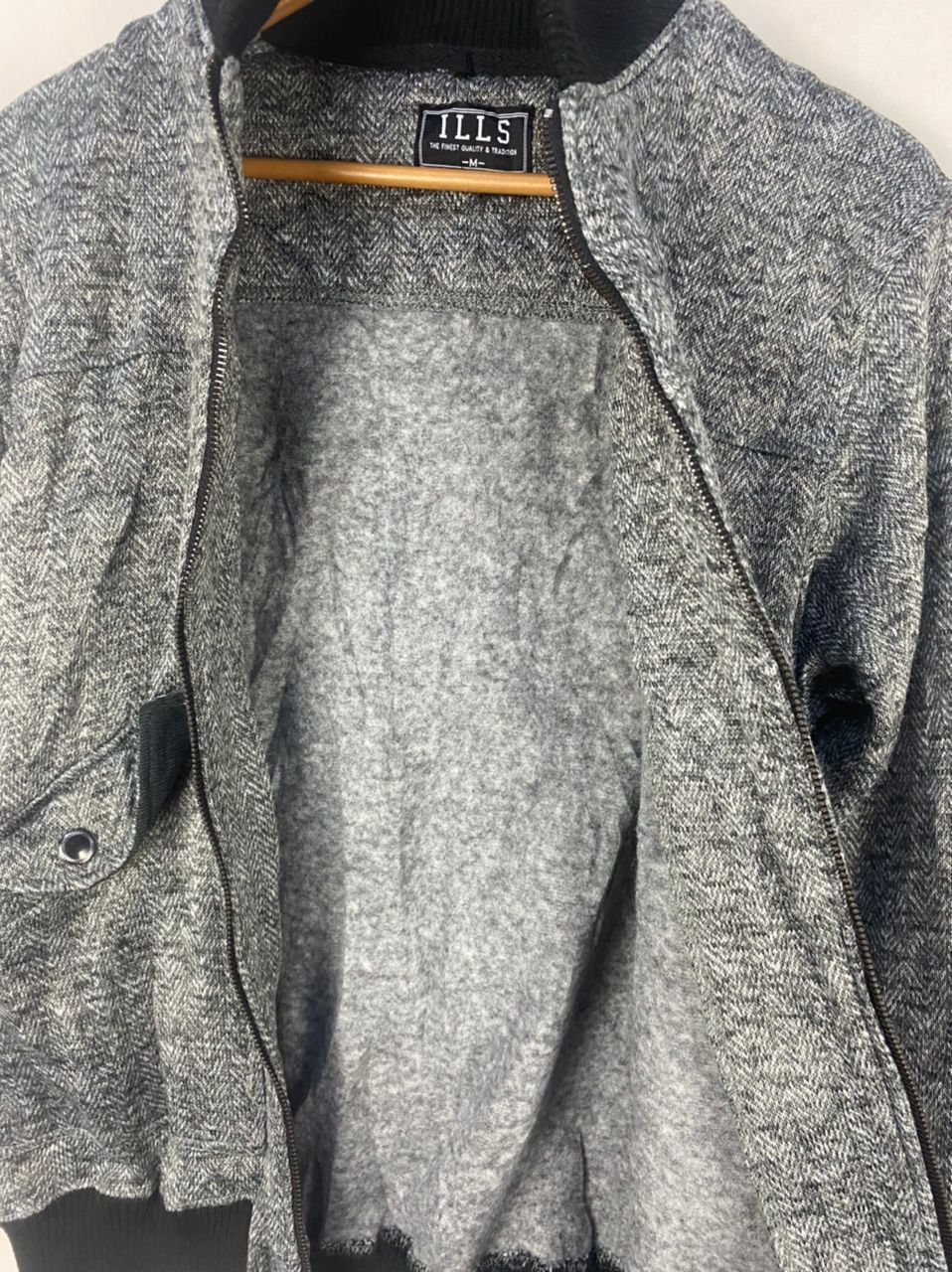 Japanese Brand Unisex🔥ill’s grey zipper jacket Size US S / EU 44-46 / 1 - 3 Thumbnail
