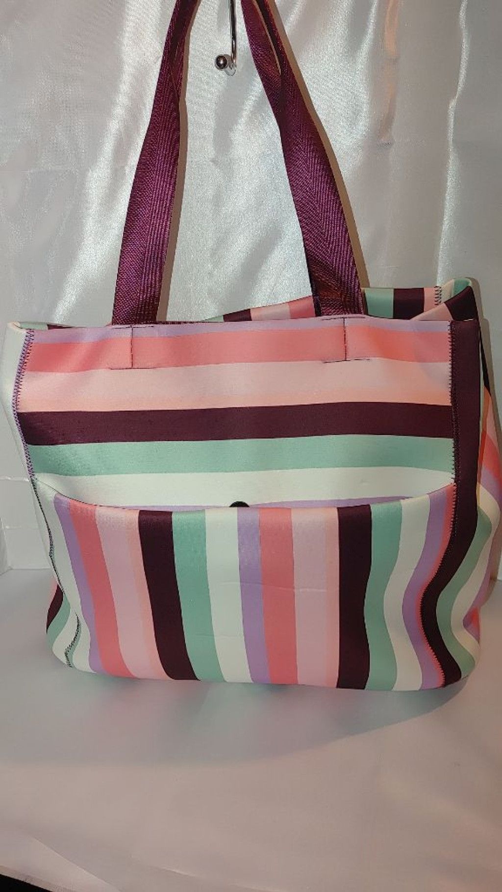The Unbranded Brand Shade & Shore Neoprene Tote Size ONE SIZE - 4 Thumbnail