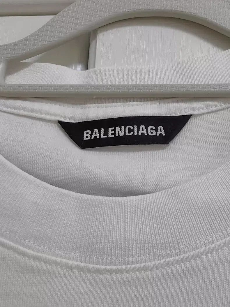 Balenciaga Balenciaga White Short Sleeve T-Shirt, Size M Size US M / EU 48-50 / 2 - 2 Thumbnail