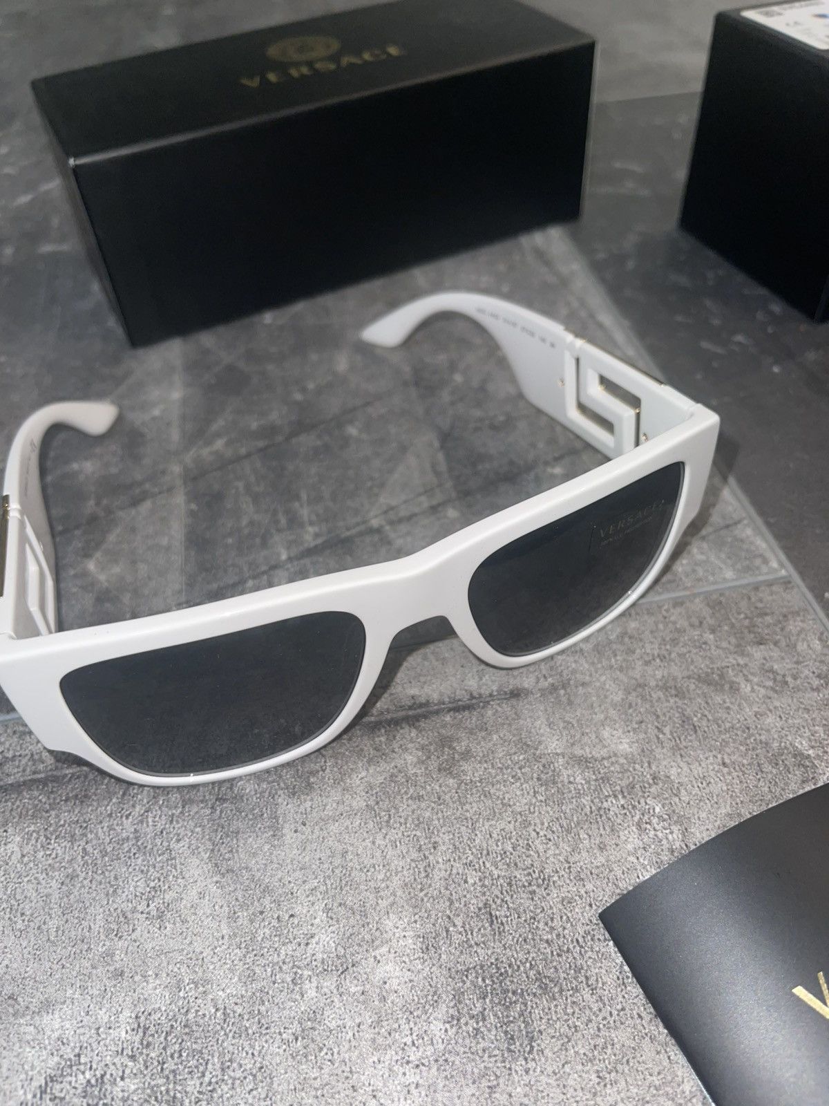 Versace Versace white gold unisex shades Full Set Size ONE SIZE - 14 Thumbnail
