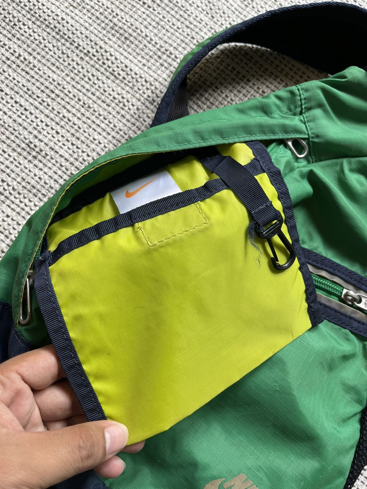 Nike × Vintage Vintage Nike Tri-Harness triangle bag Size ONE SIZE - 7 Thumbnail