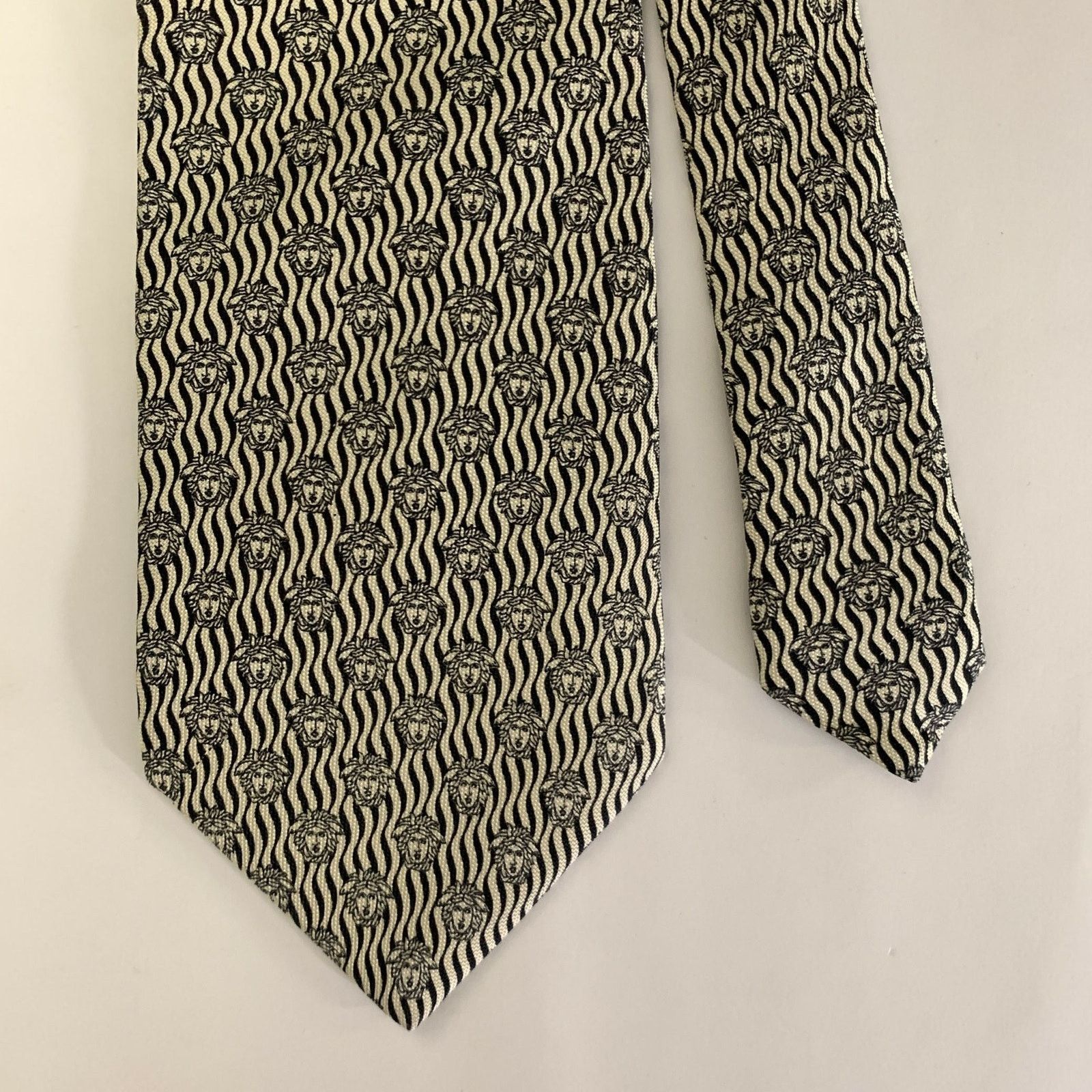 Versace VERSACE White & Black Logo Silk Tie Size ONE SIZE - 1 Thumbnail