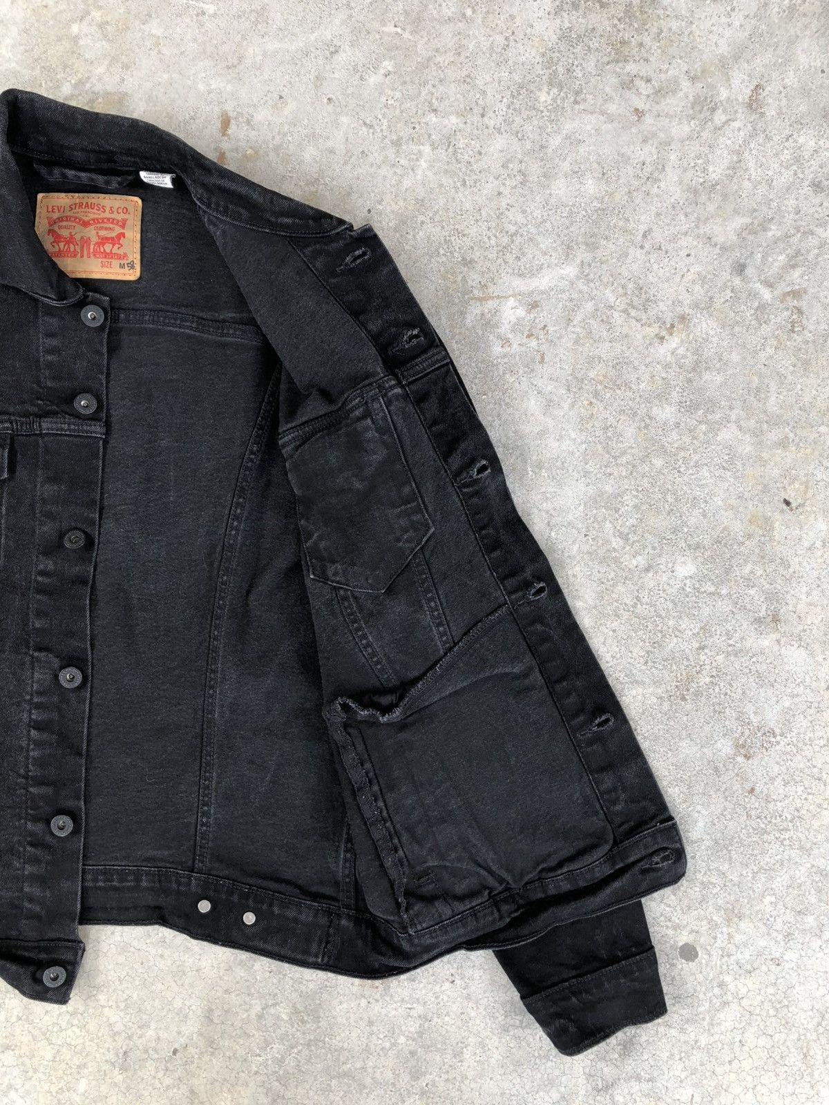 Levi's Y2k Levis Distressed Denim Jacket Size US M / EU 48-50 / 2 - 11 Thumbnail