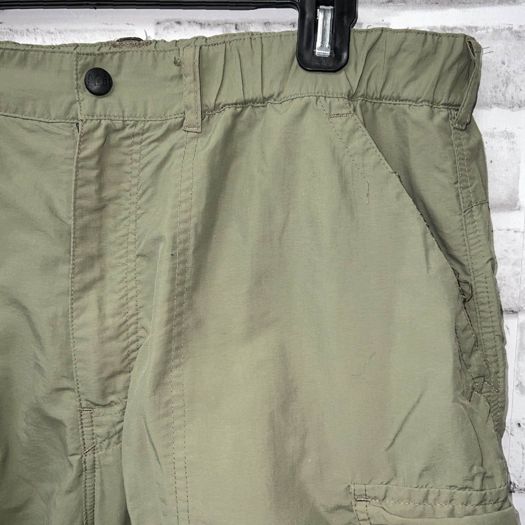 Vintage REI Convertible Green Hiking Pants Mens Size L 30" Inseam Regular Chino Style Size US 33 - 2 Thumbnail
