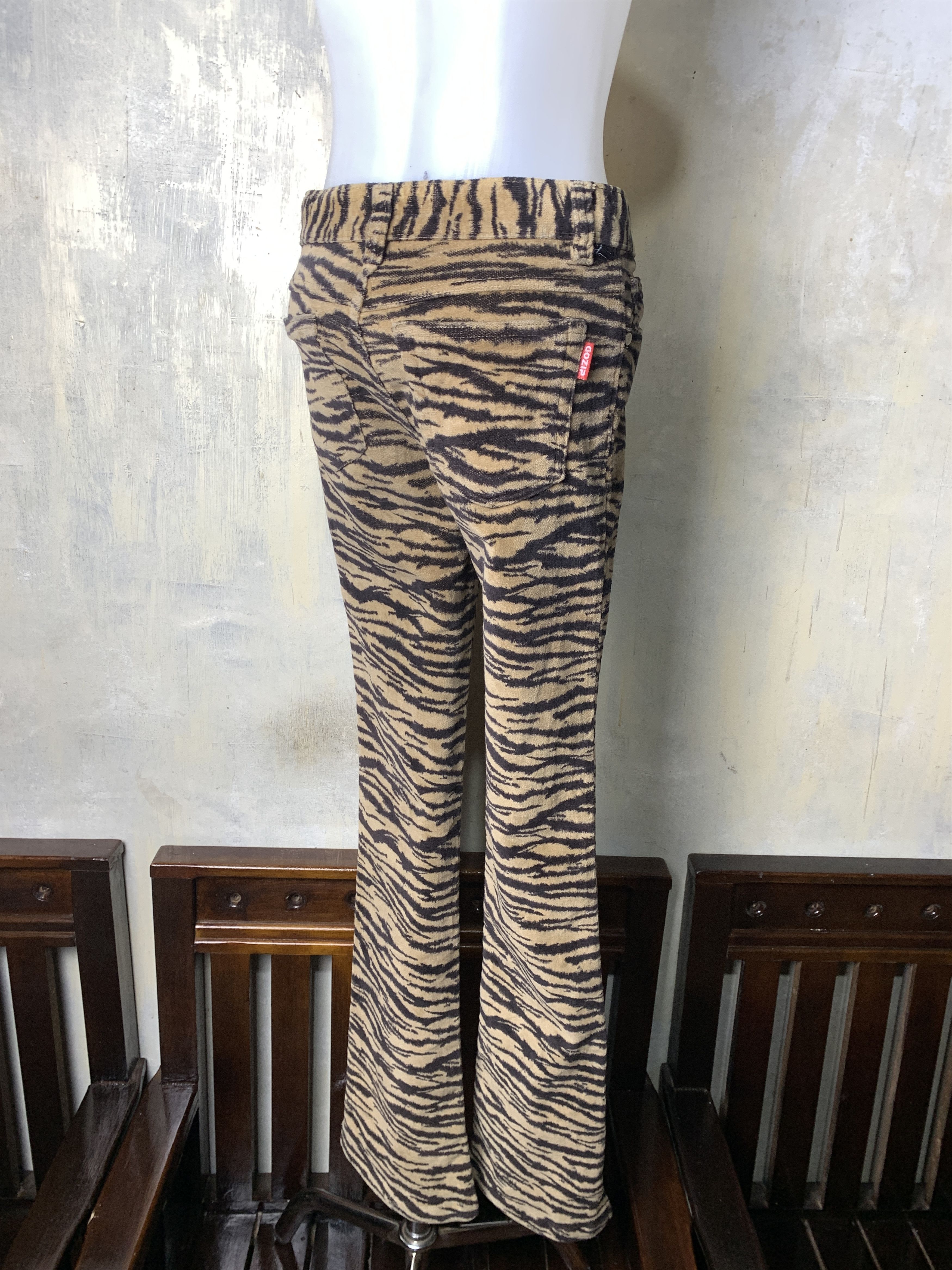 Japanese Brand Gozip Tiger Camo Bootcut Velvet Lowrise Pants (28) Size 28" / US 6 / IT 42 - 3 Thumbnail