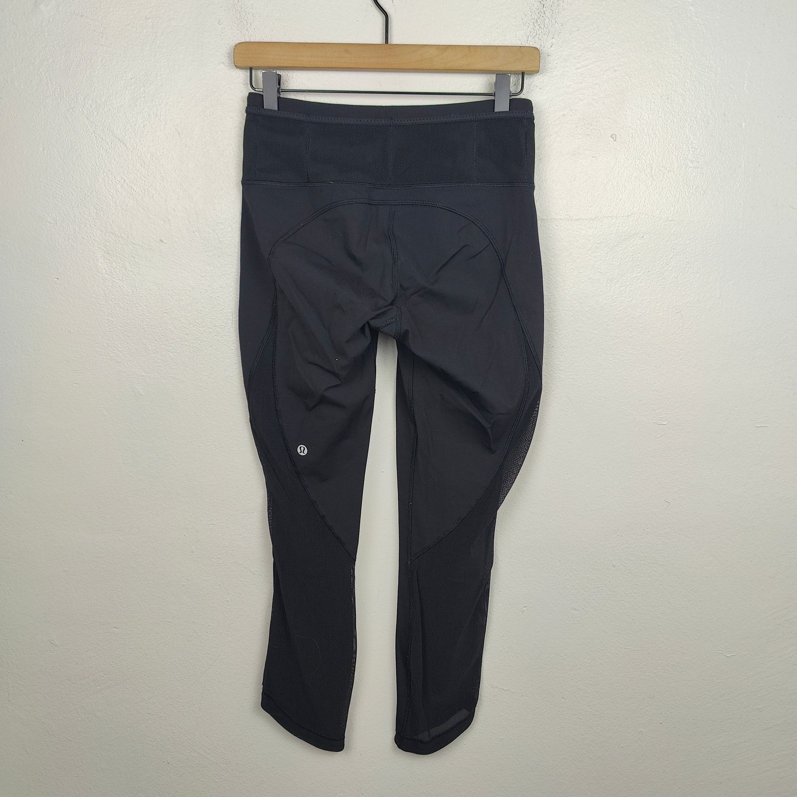 Lululemon Lululemon Crop Leggings Womens 4 Black Mesh Activewear Size 27" / US 4 / IT 40 - 4 Thumbnail