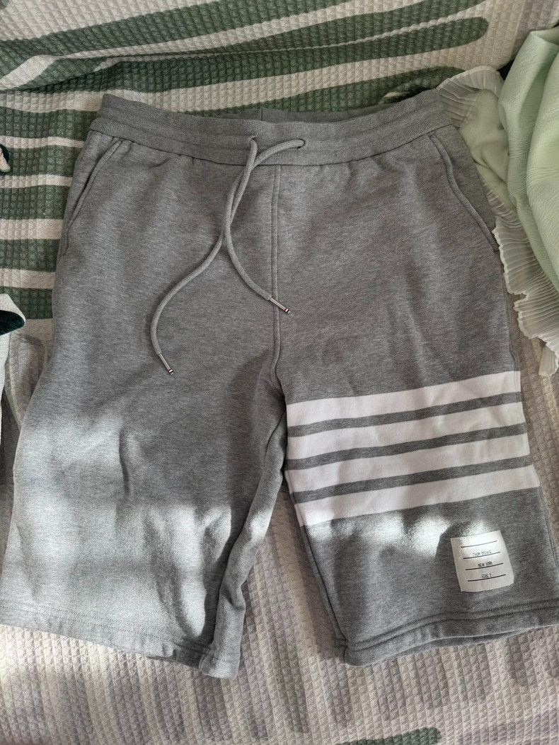 Thom Browne Thom Browne size2 Classic four stripe pull cord shorts Size US 26 / EU 42 - 1 Thumbnail