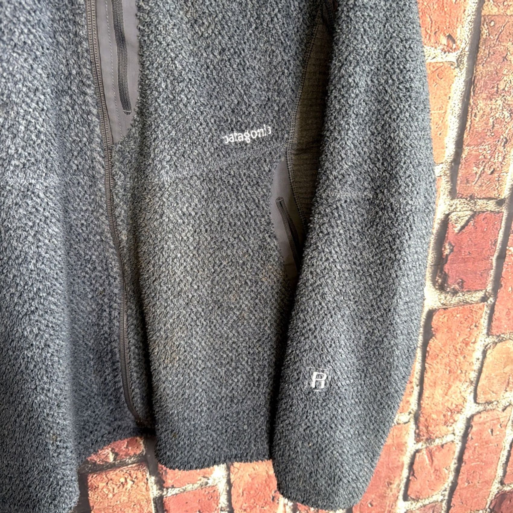 Patagonia Patagonia M's R2 Jacket L Blue/Grey - Fleece Jacket, Regular, Polyester, Men, Jacket, - Gray Size US L / EU 52-54 / 3 - 2 Thumbnail