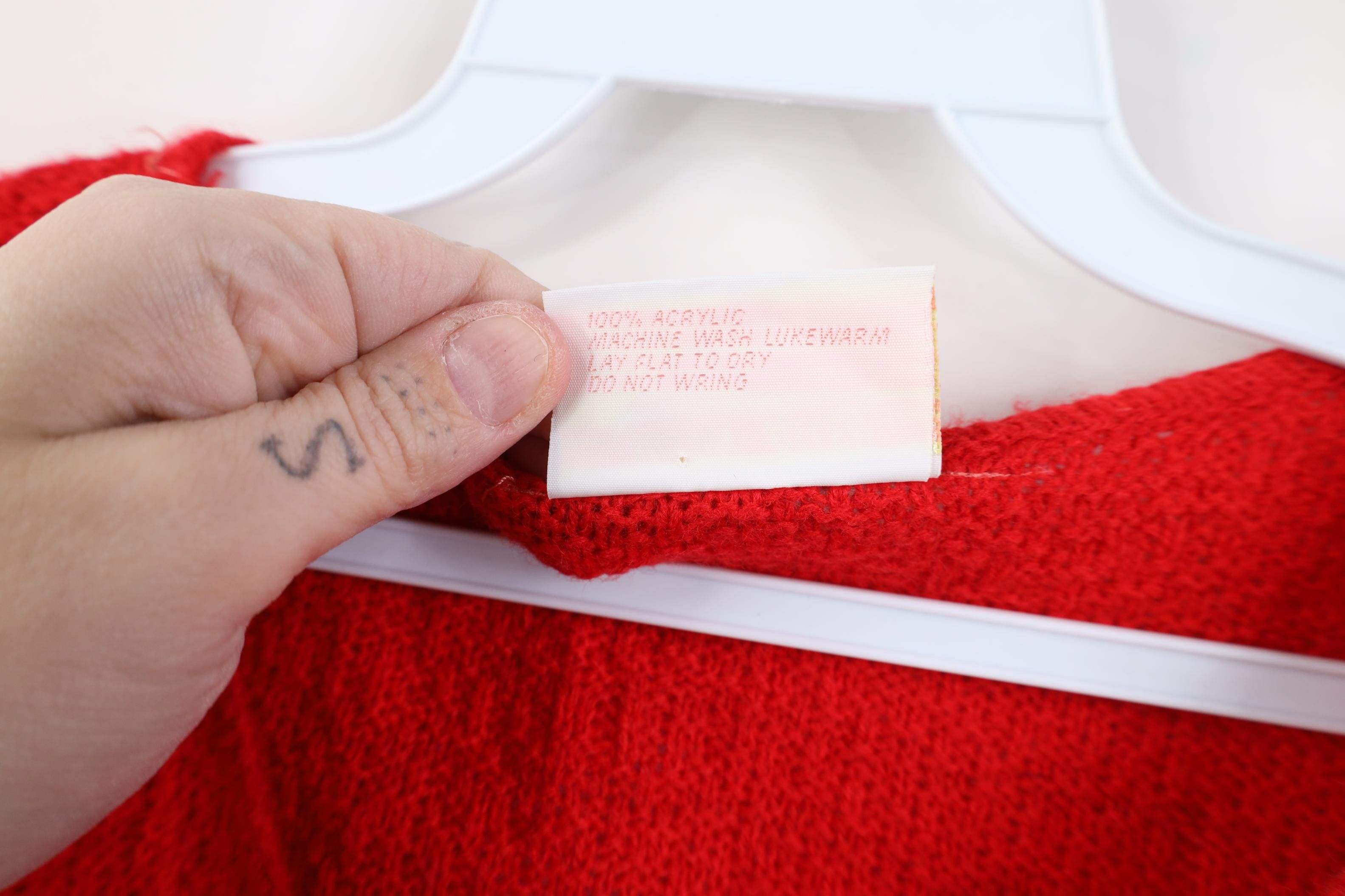 Vintage Vintage 70s 80s Dolman Sleeve Knit Sweater Vest Red USA Size M / US 6-8 / IT 42-44 - 7 Thumbnail