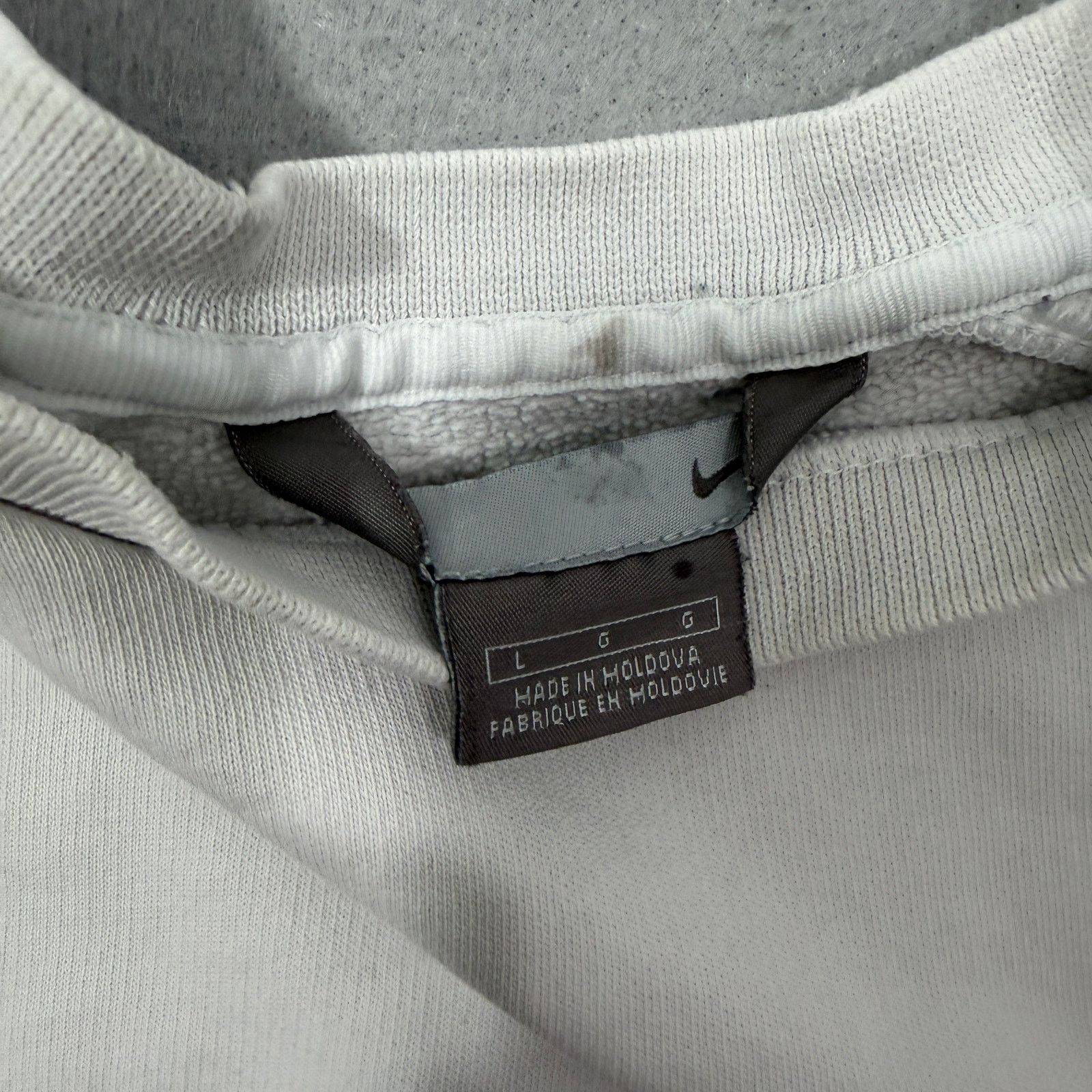Nike Vintage Nike Sweatshirt Mens Large White Pullover Crewneck Size US L / EU 52-54 / 3 - 6 Thumbnail