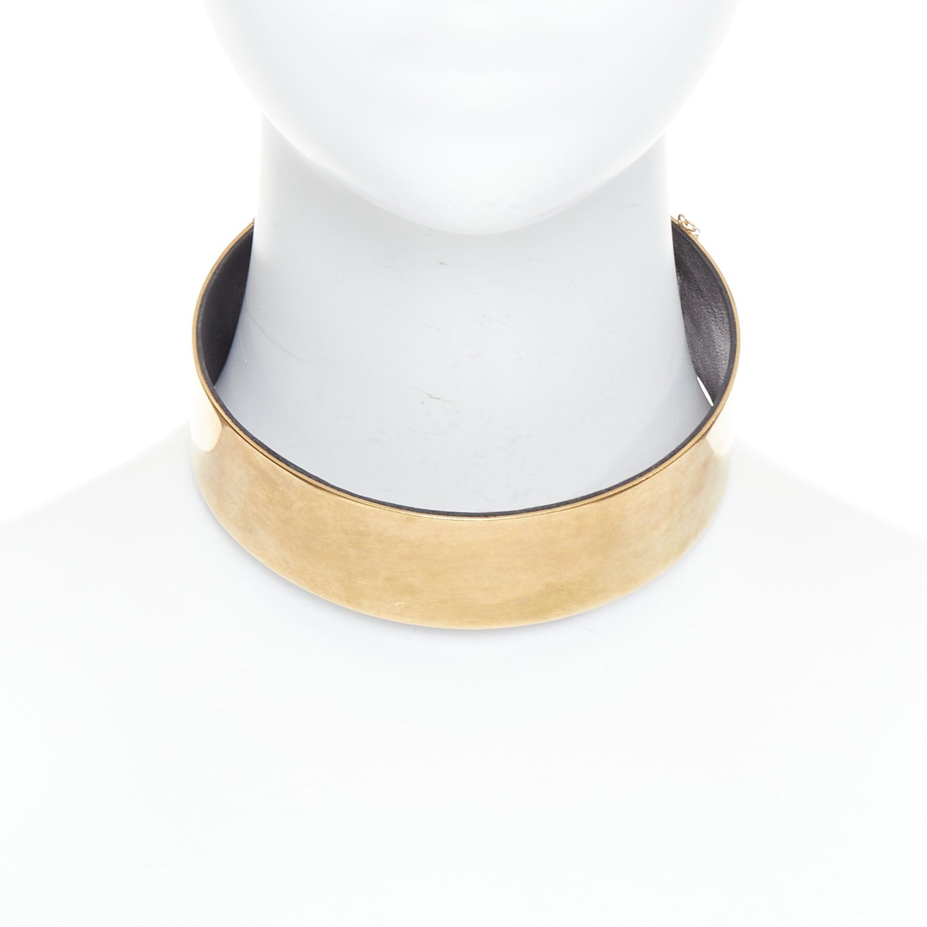 Celine rare OLD CELINE Phoebe Philo Runway gold metal minimal choker necklace Size ONE SIZE - 1 Thumbnail