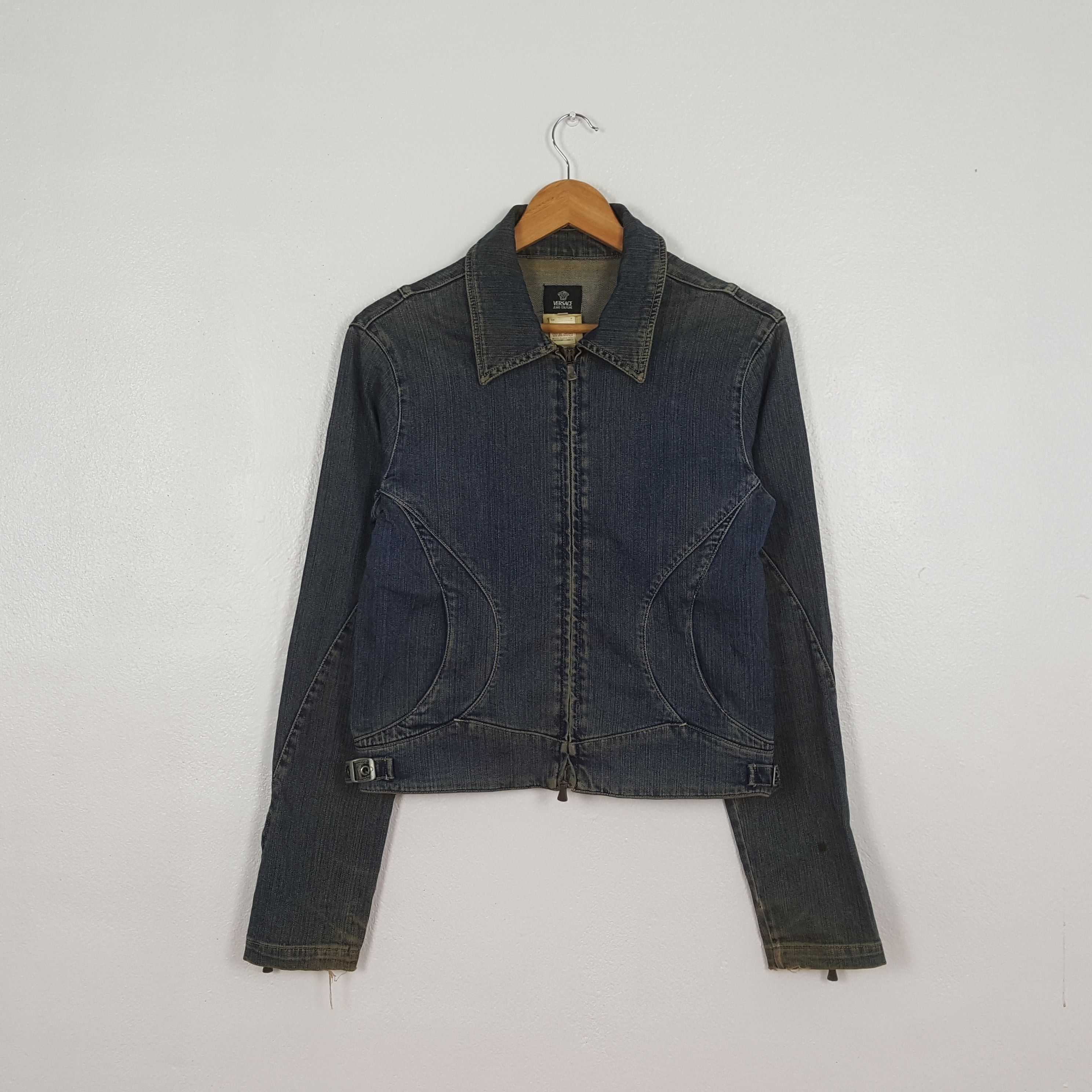Versace Jeans Couture Vintage Versace Italian Fashion Brand Denim Jacket C314N27 Size XS / US 0-2 / IT 36-38 - 1 Thumbnail