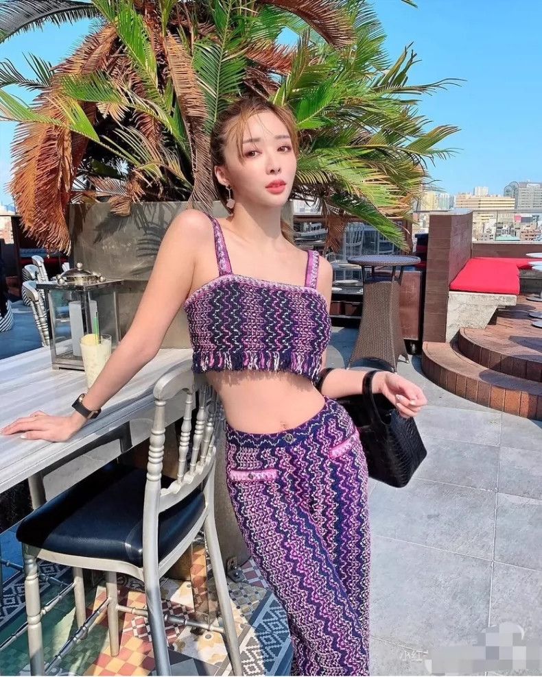 Chanel Chanel 21P pink purple tweed tassel vest 2504-Nextarrow Size XS / US 0-2 / IT 36-38 - 9 Thumbnail