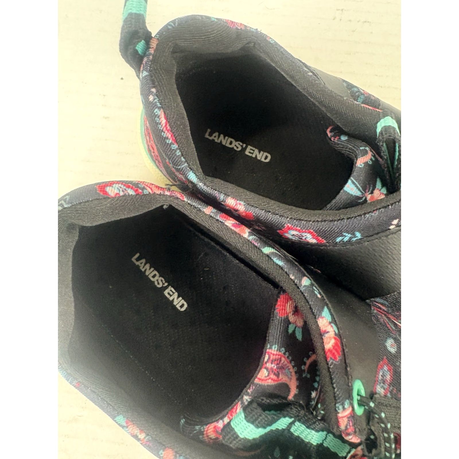 Lands' End Lands’ End Slip-On Sneakers Womens Size 8B Black Paisley Drawstring Dress Casual Comfort Shoes Size US 8 / IT 38 - 4 Thumbnail